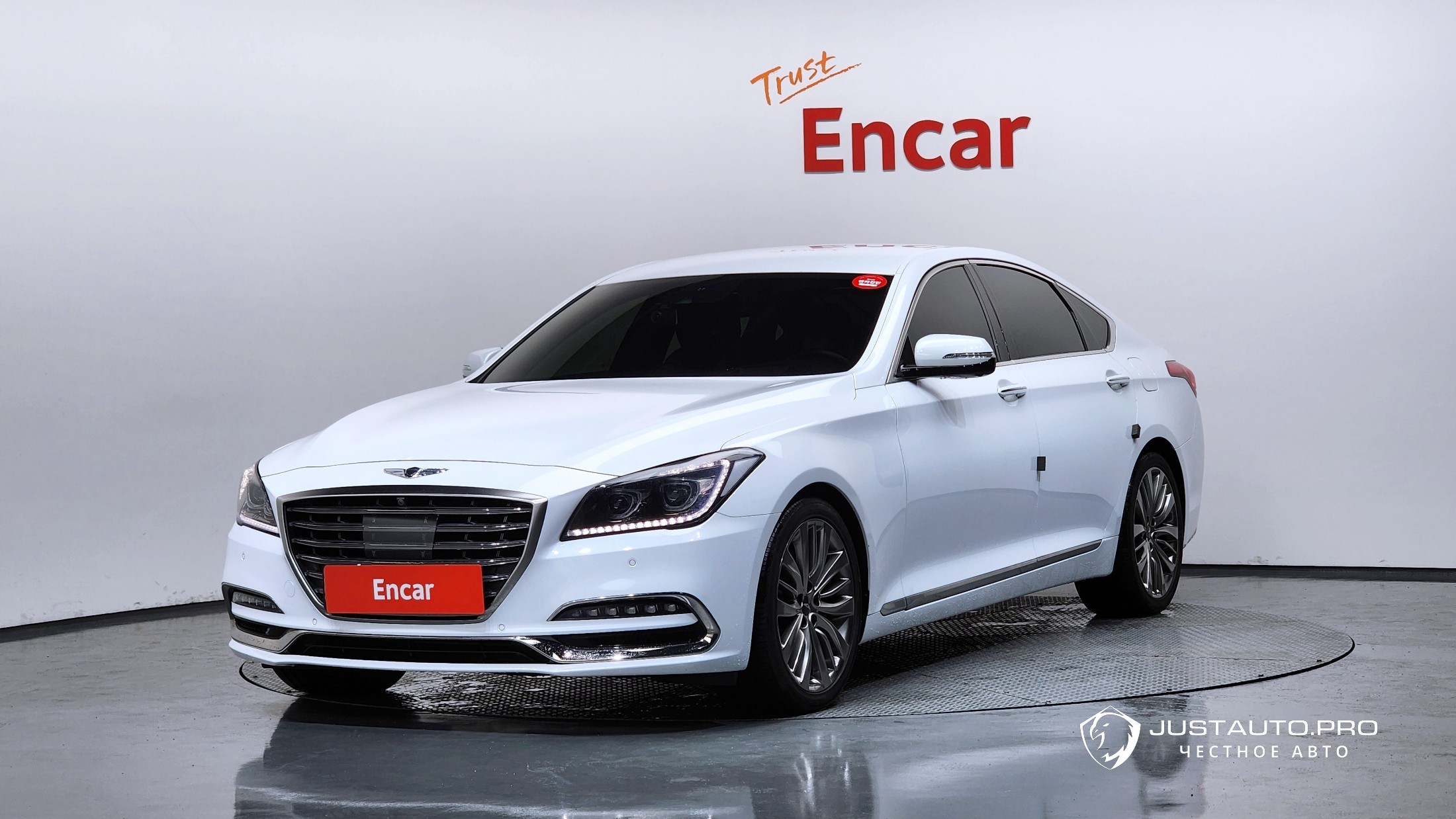 Автомобиль Genesis G80