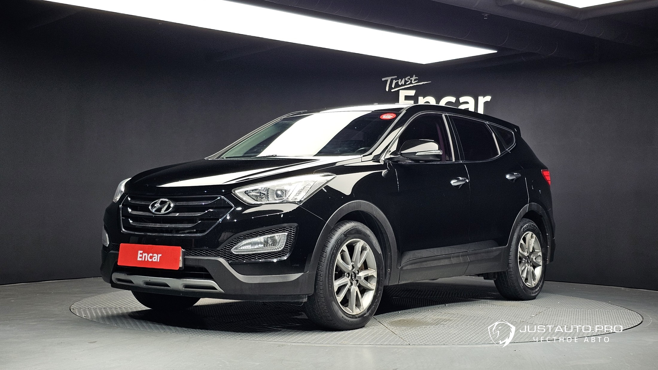 Автомобиль Hyundai Santafe