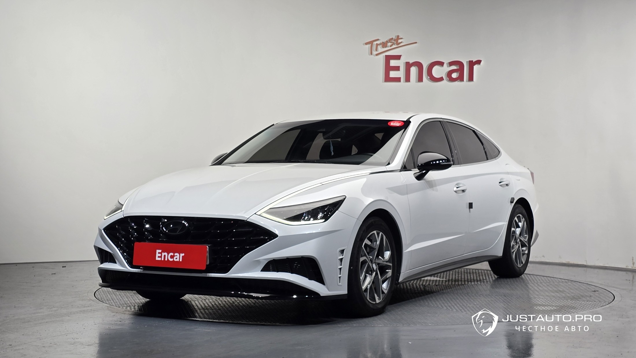 Автомобиль Hyundai Sonata
