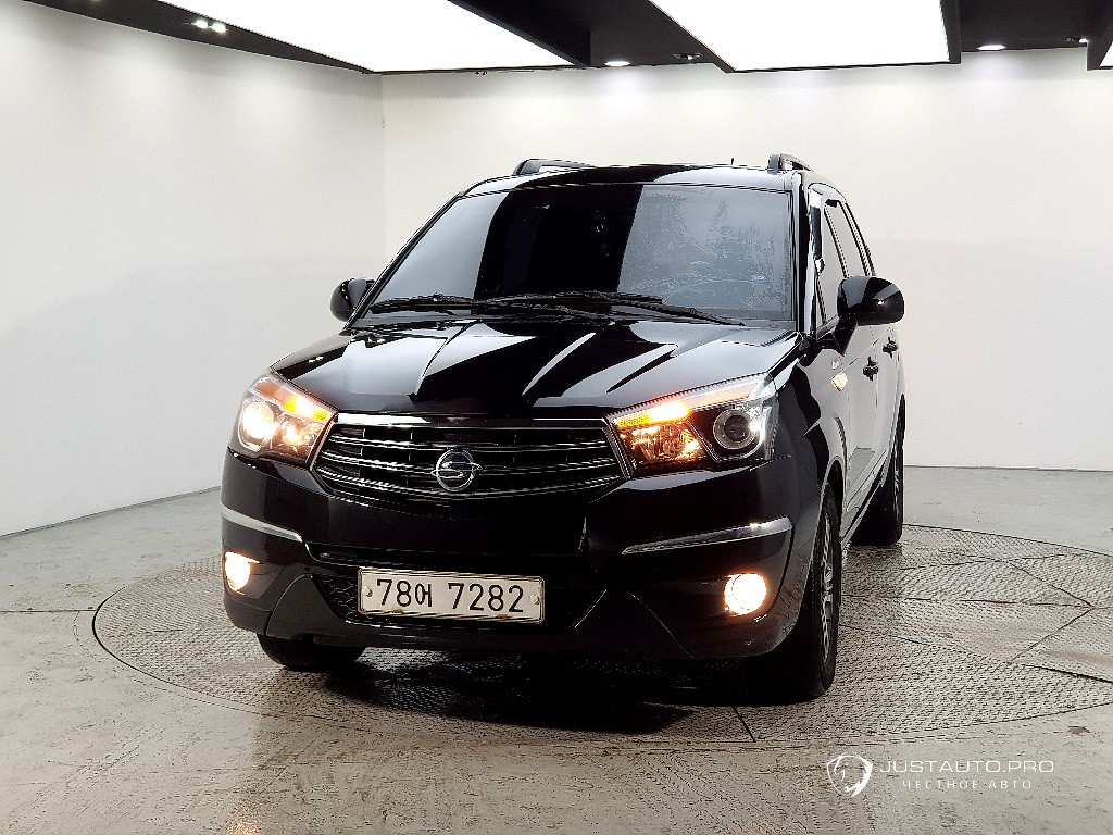 Автомобиль KG_Mobility_Ssangyong KORANDO
