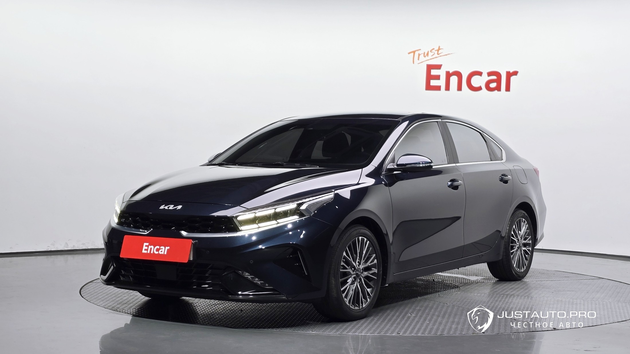 Автомобиль Kia K3