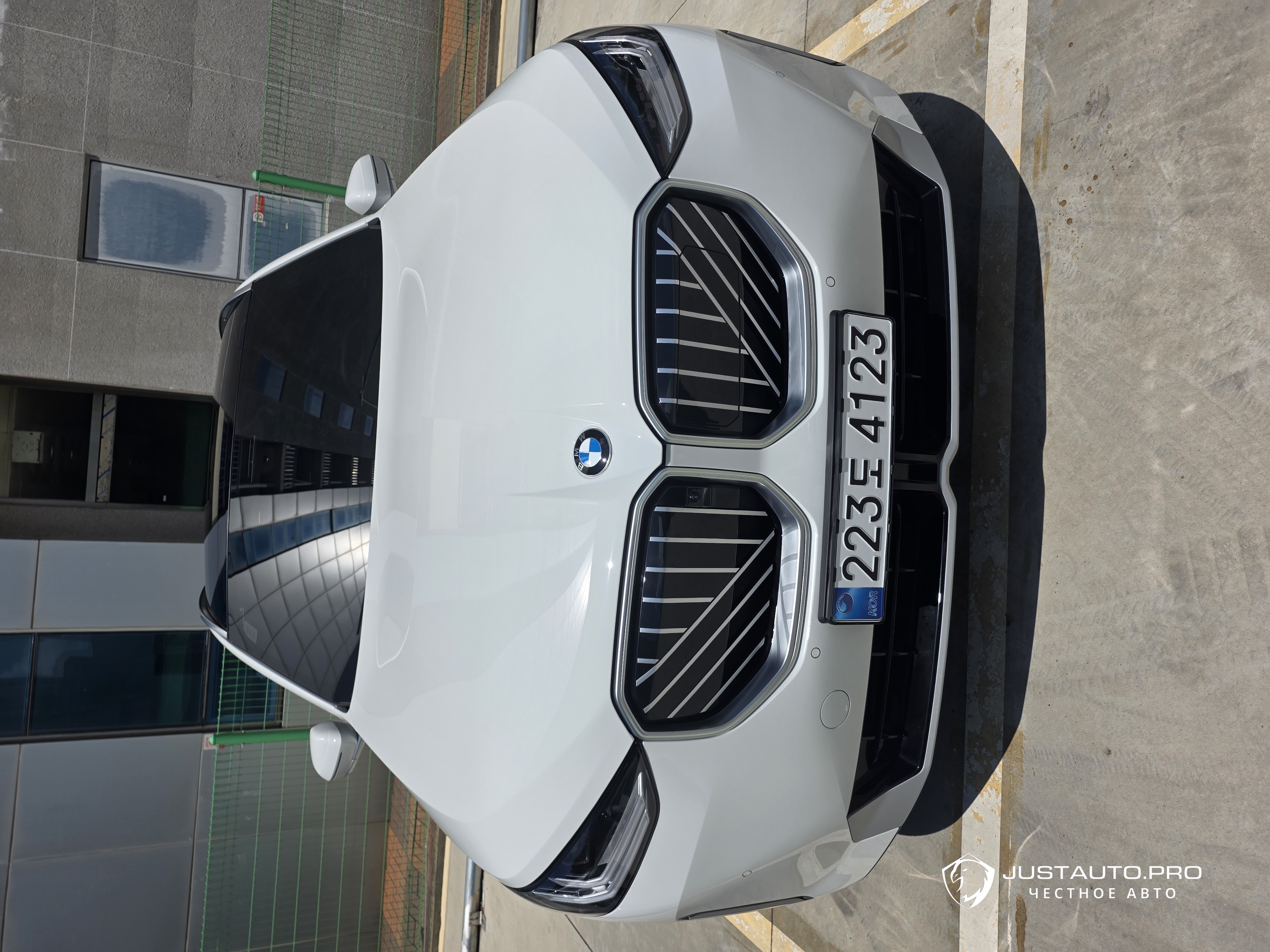 Автомобиль BMW X3