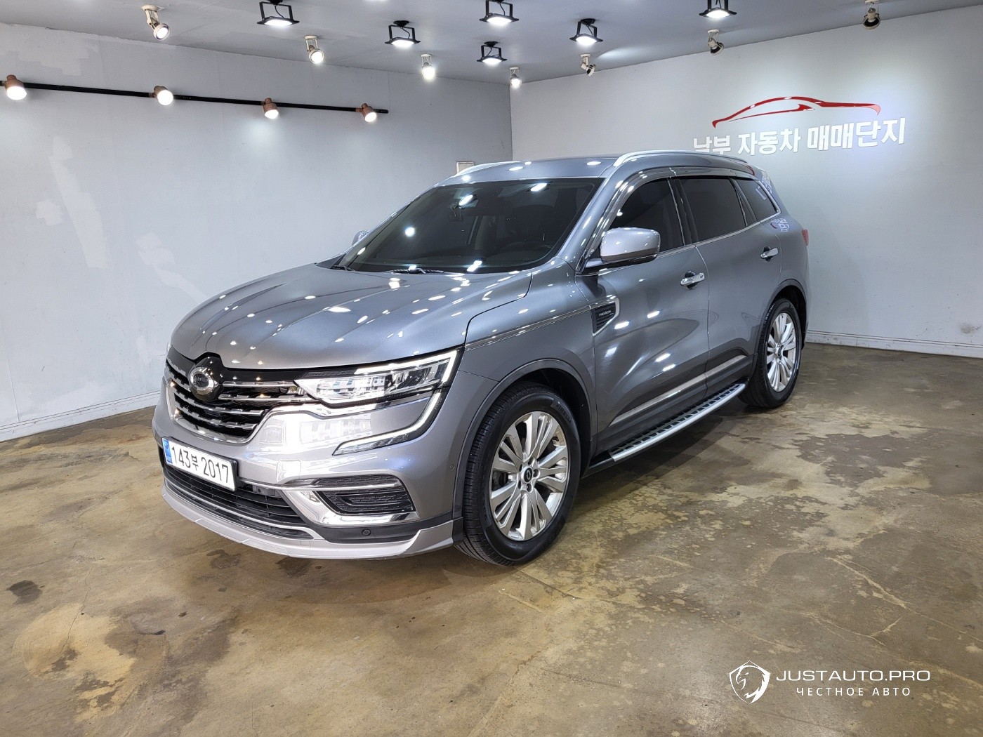 Автомобиль Renault-KoreaSamsung QM6