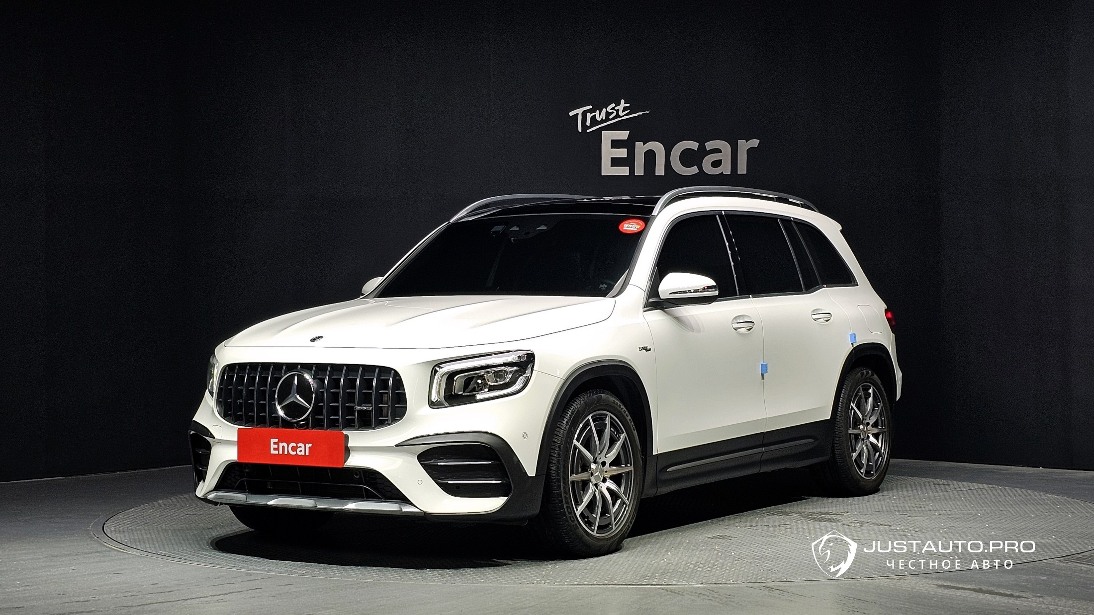 Автомобиль Mercedes-Benz GLB-Class