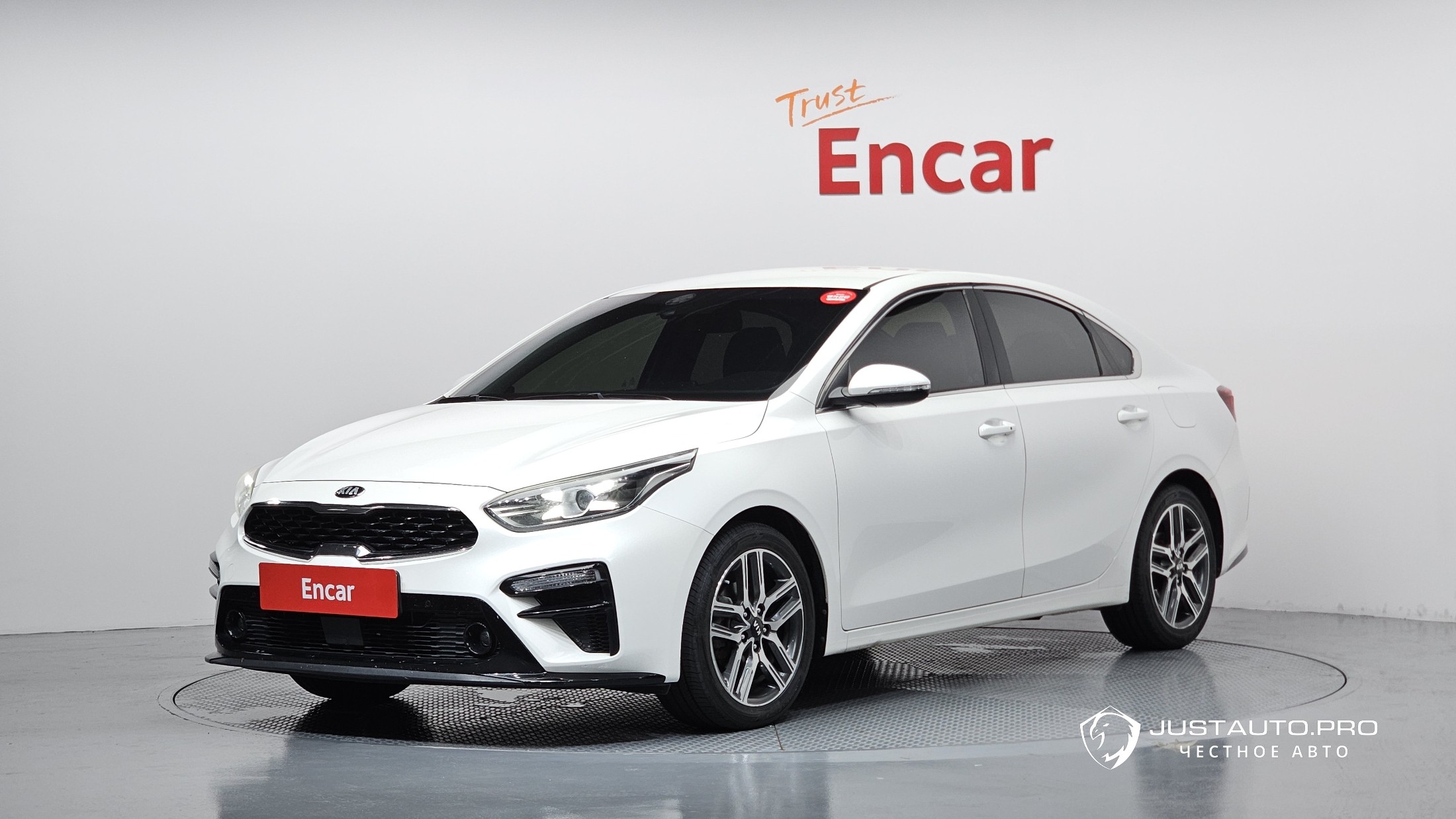 Автомобиль Kia K3