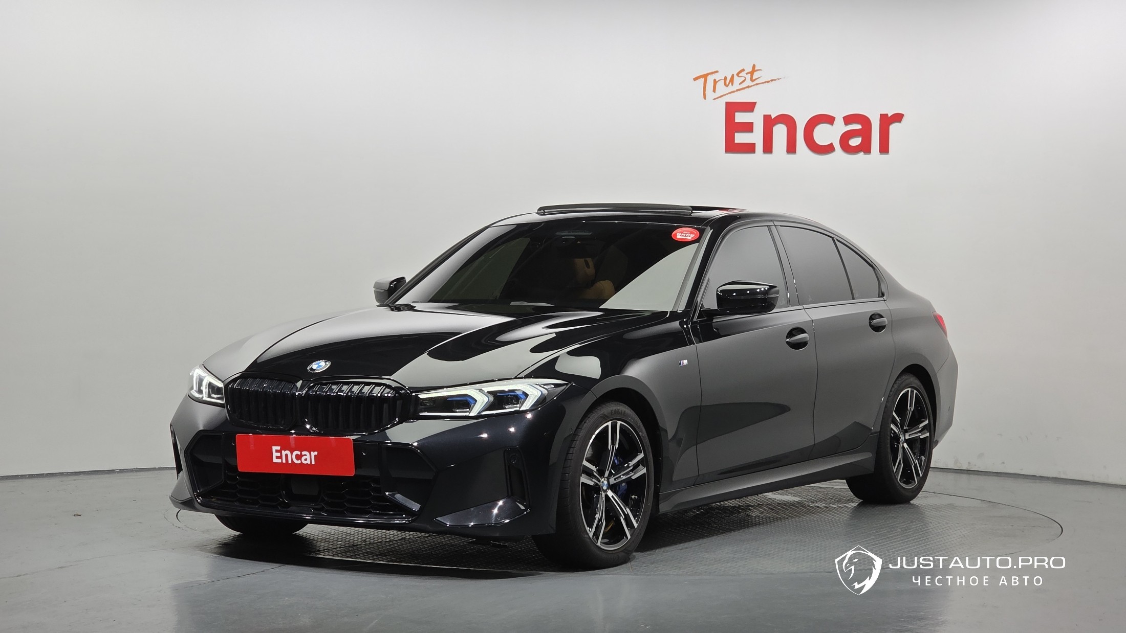 Автомобиль BMW 3-Series