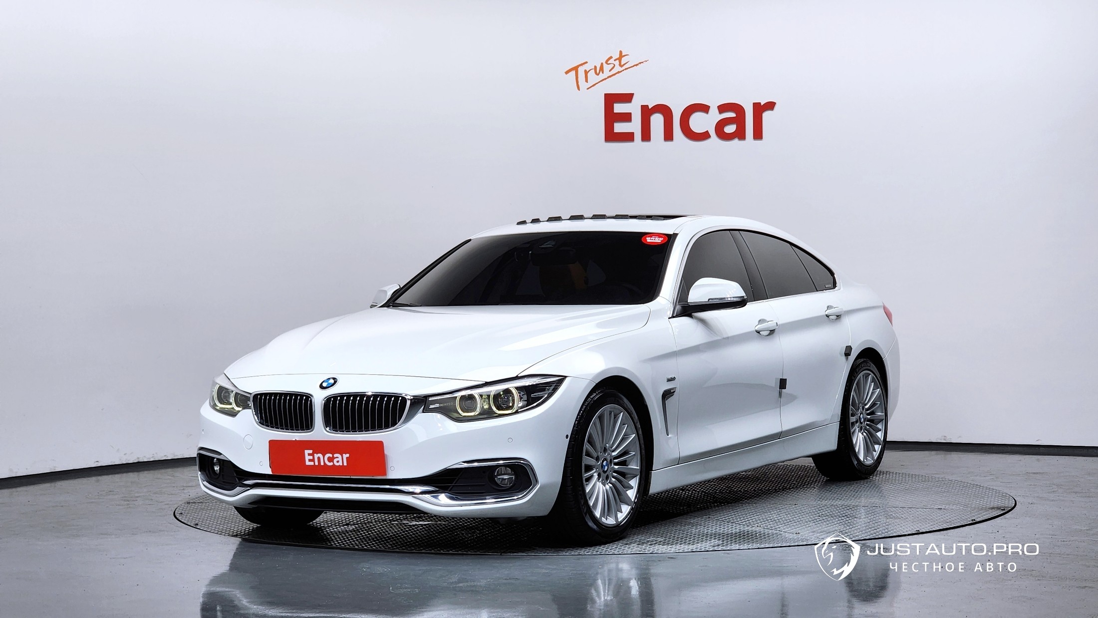 Автомобиль BMW 4-Series