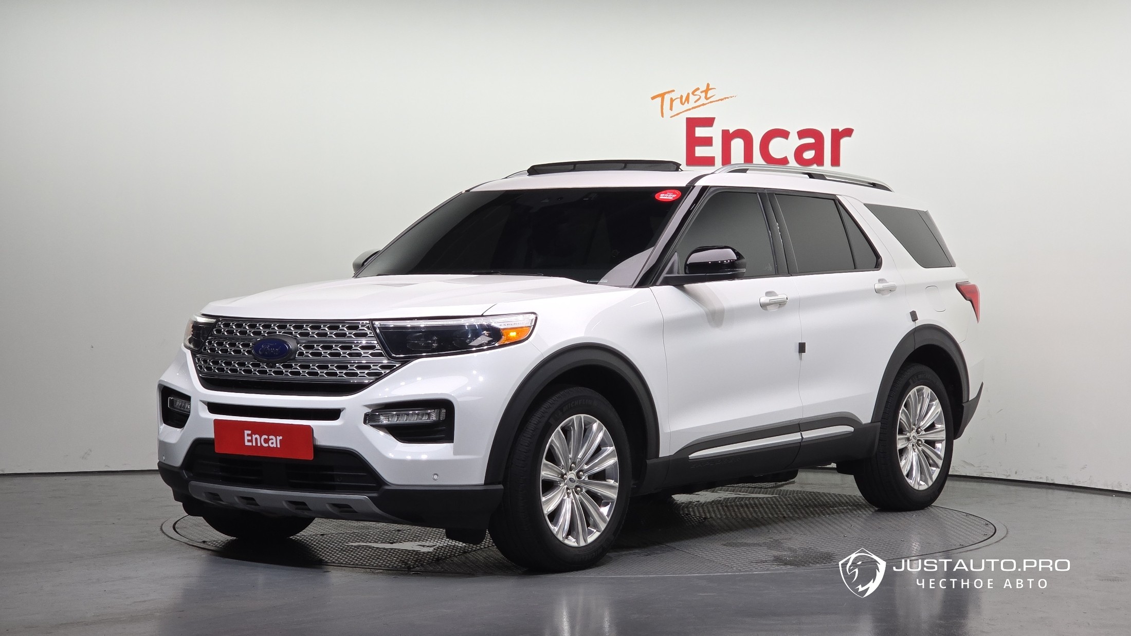 Автомобиль Ford Explorer