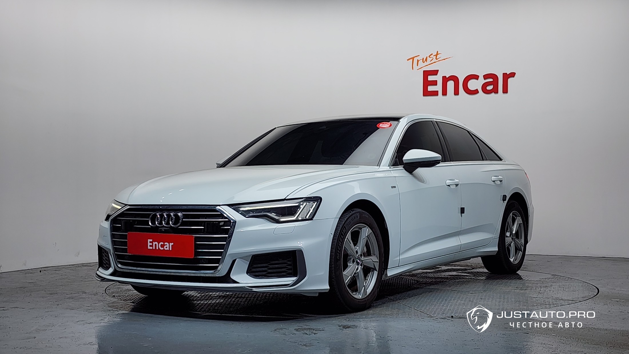 Автомобиль Audi A6