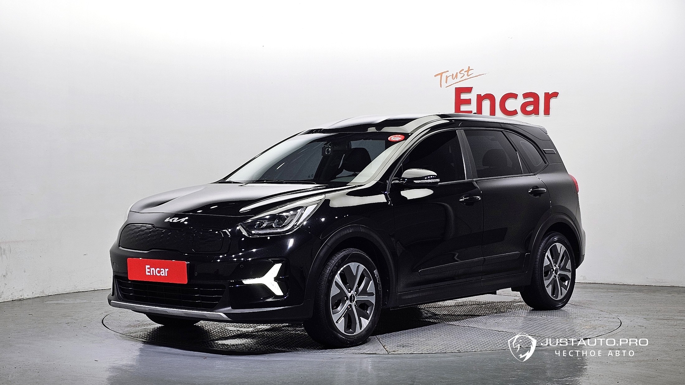 Автомобиль Kia Niro