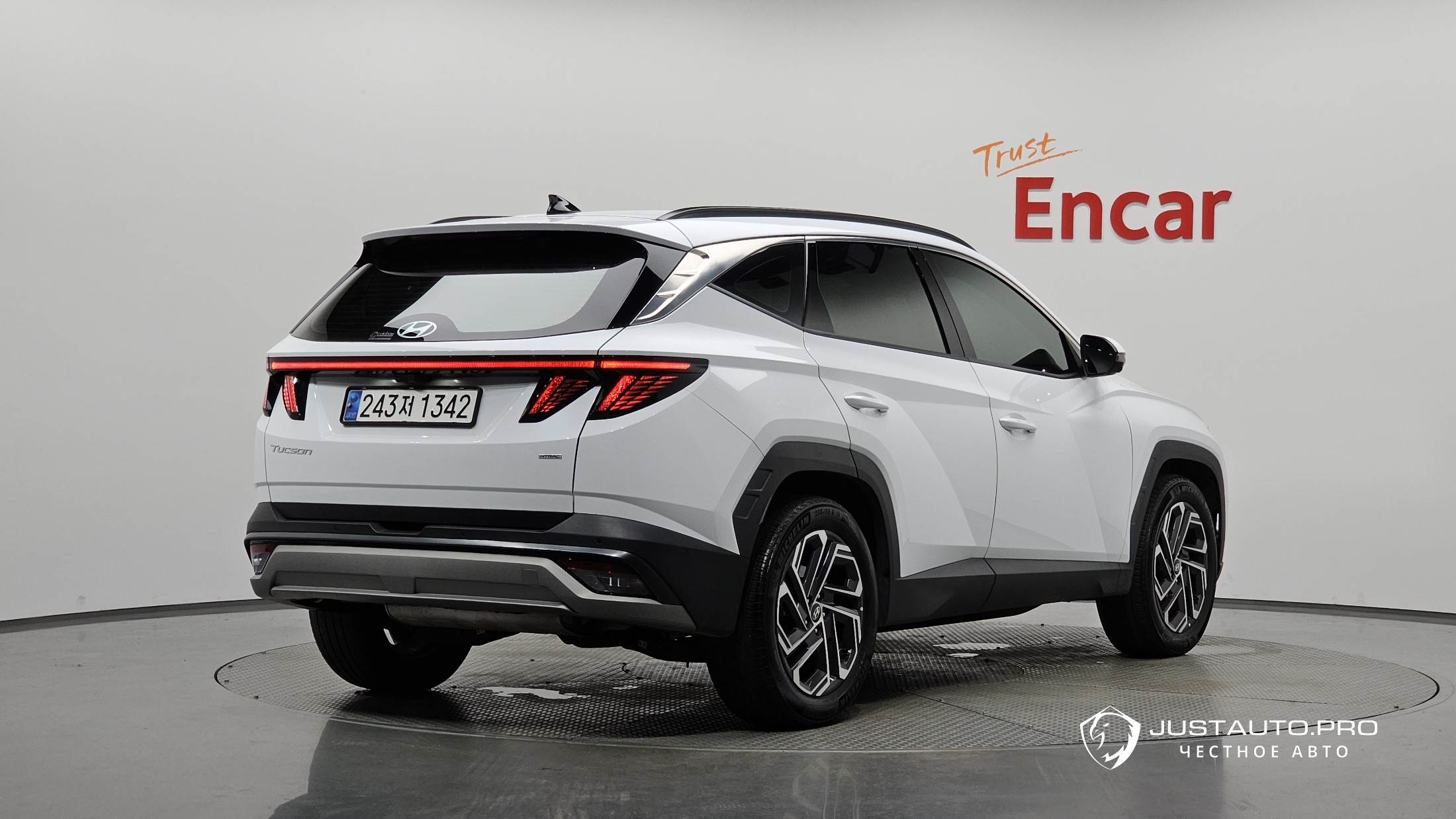 Автомобиль Hyundai Tucson