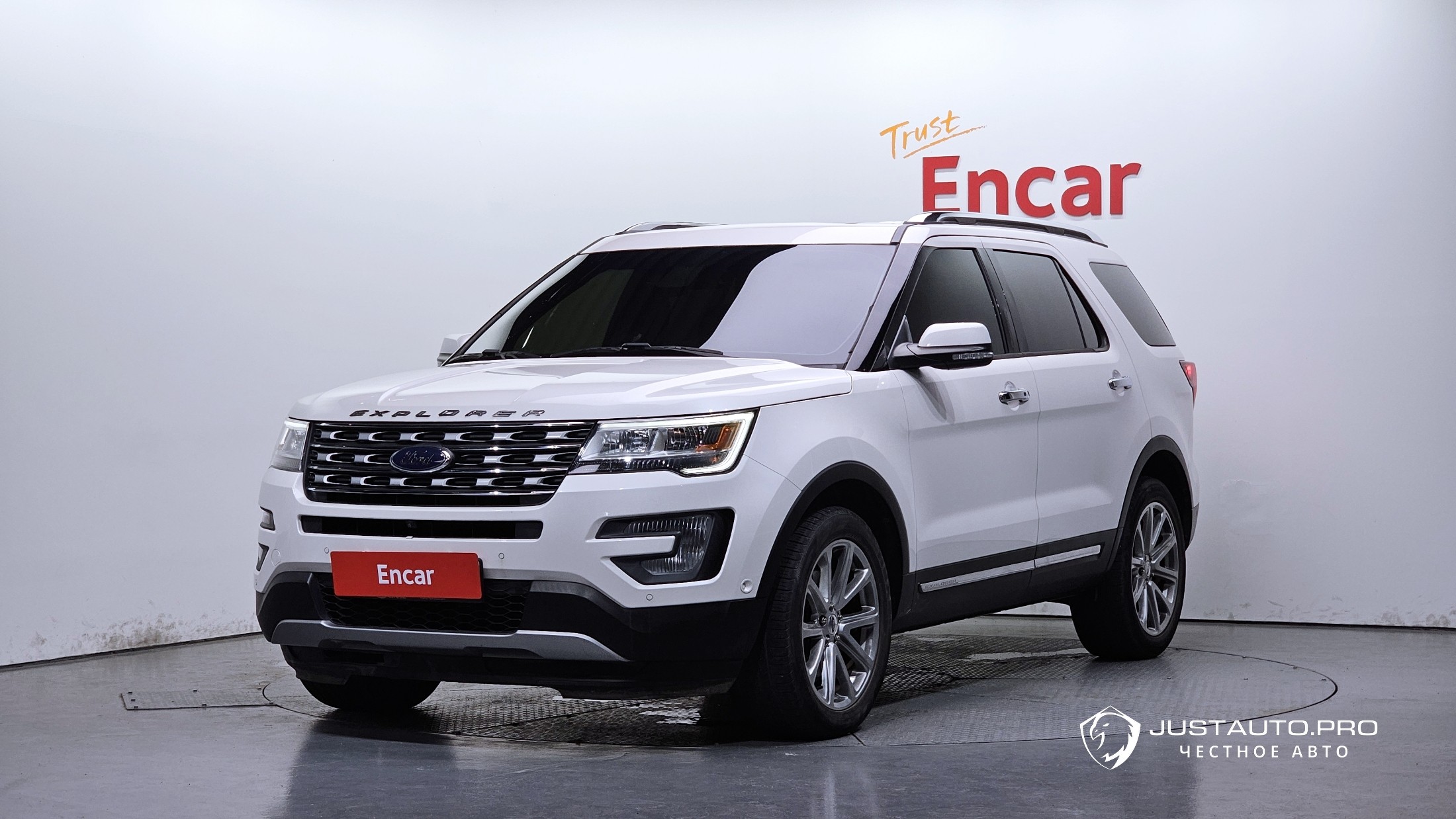 Автомобиль Ford Explorer