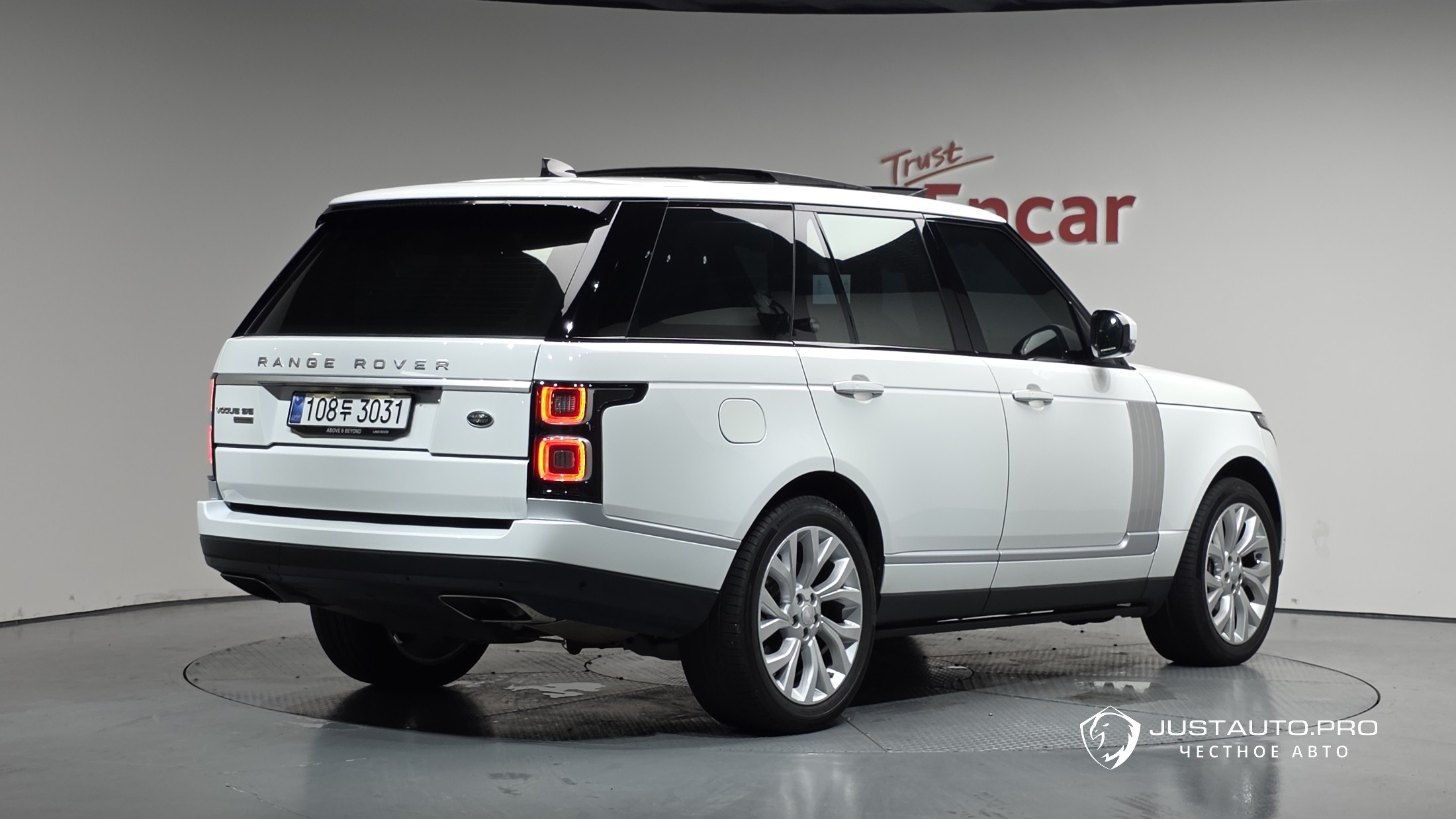 Автомобиль Land Rover Range Rover
