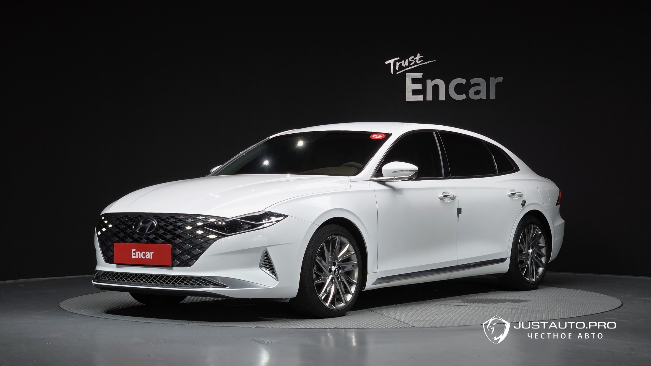 Автомобиль Hyundai Grandeur
