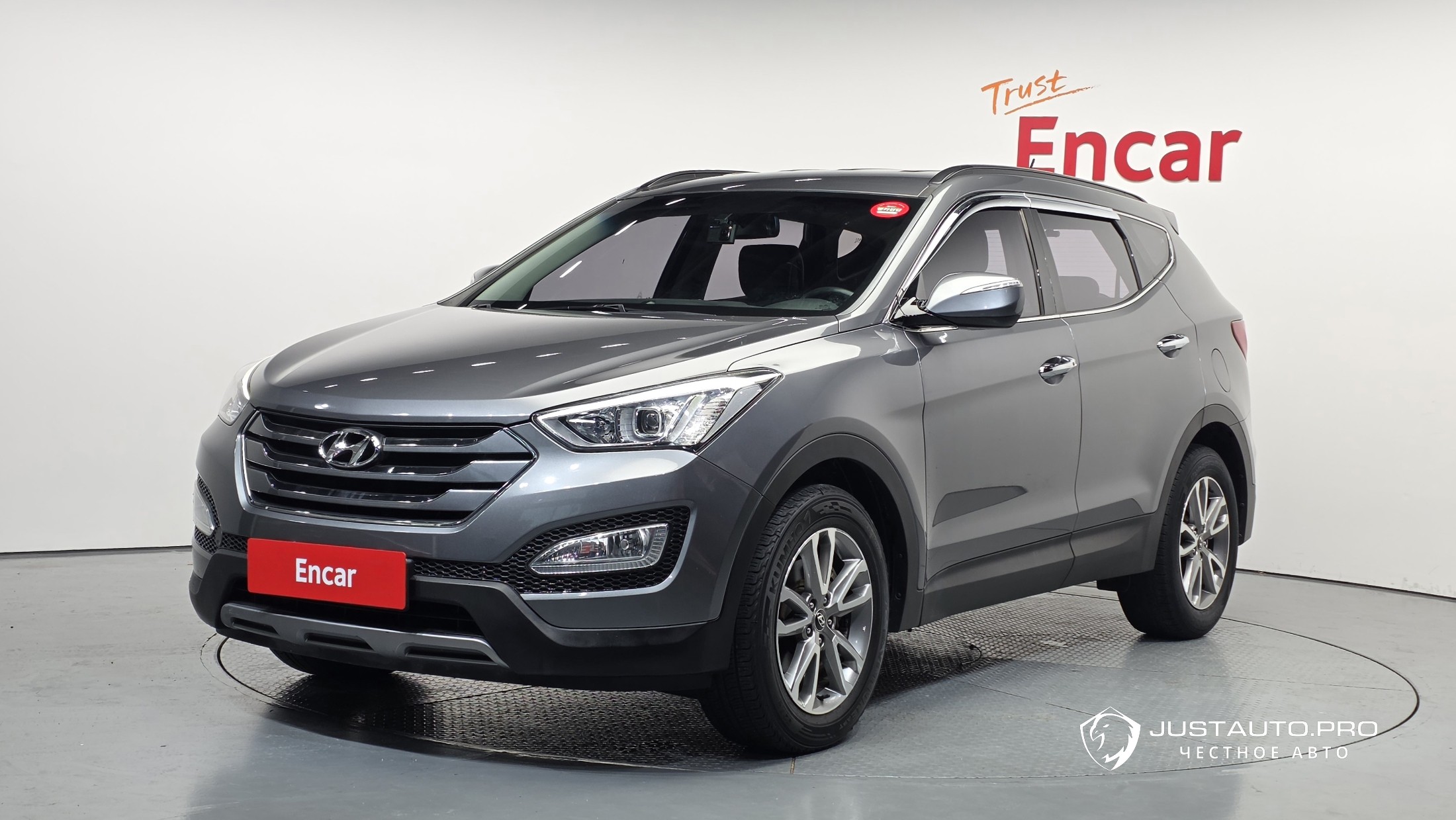 Автомобиль Hyundai Santafe