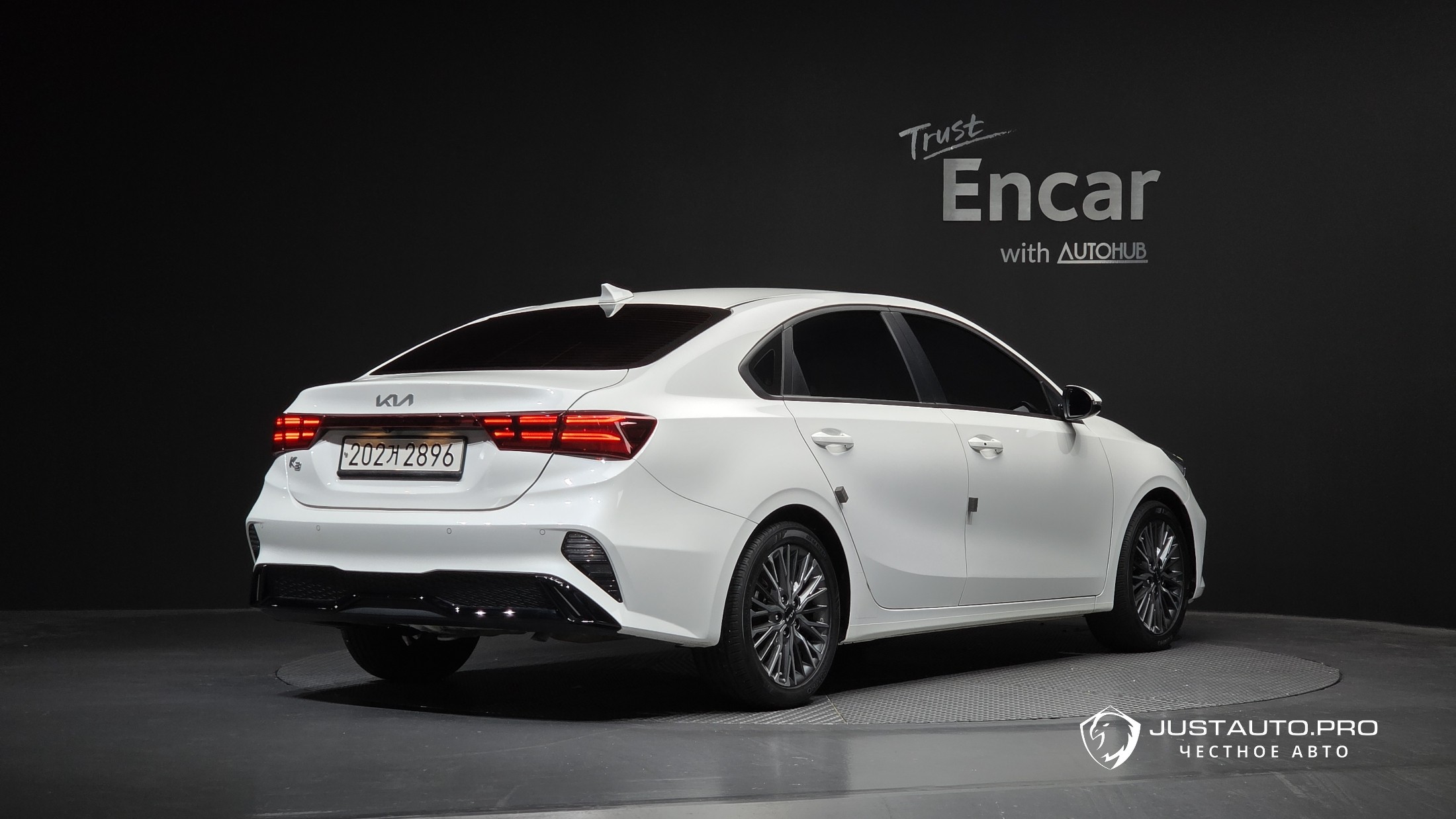 Автомобиль Kia K3