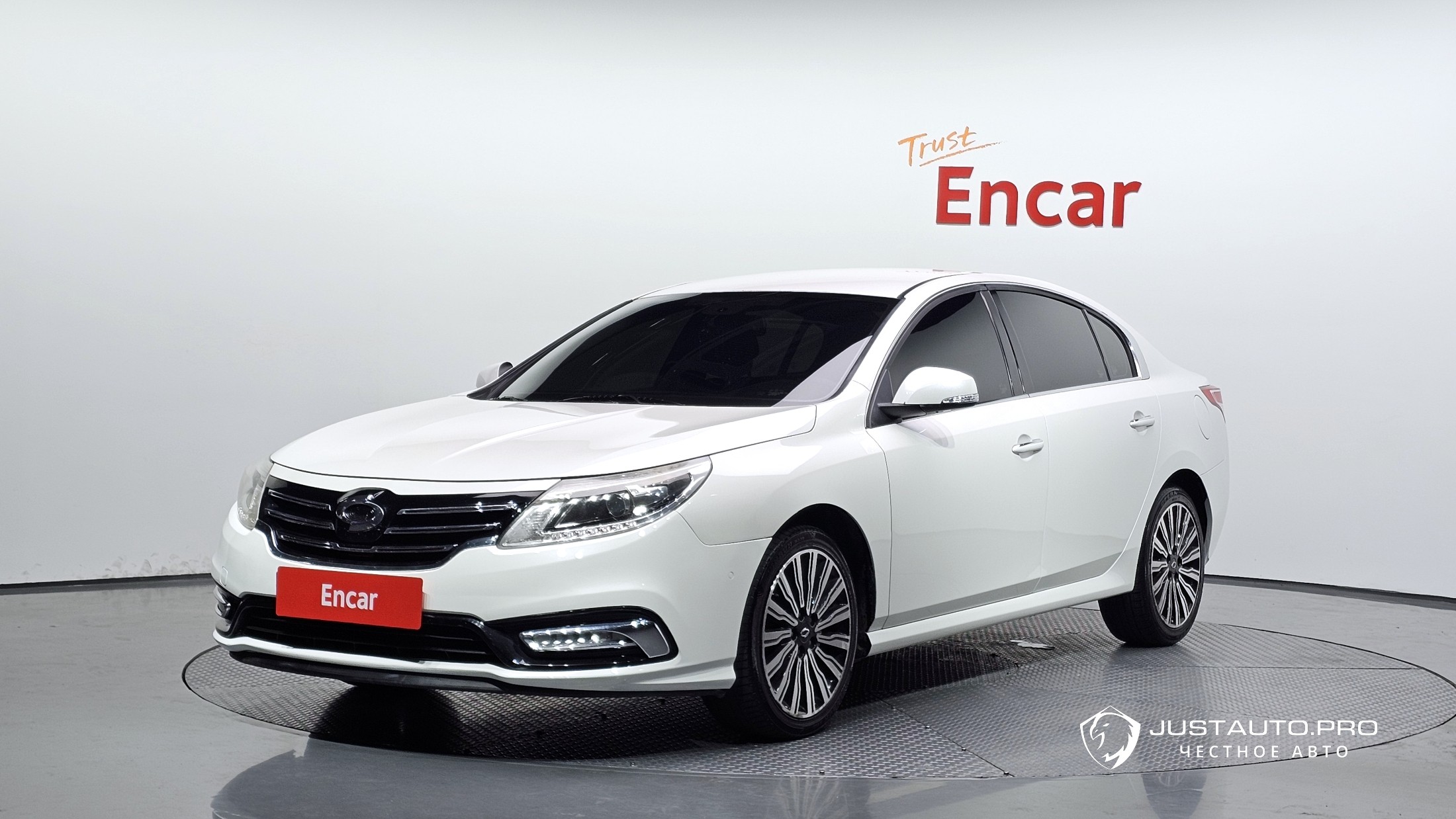 Автомобиль Renault-KoreaSamsung SM5 