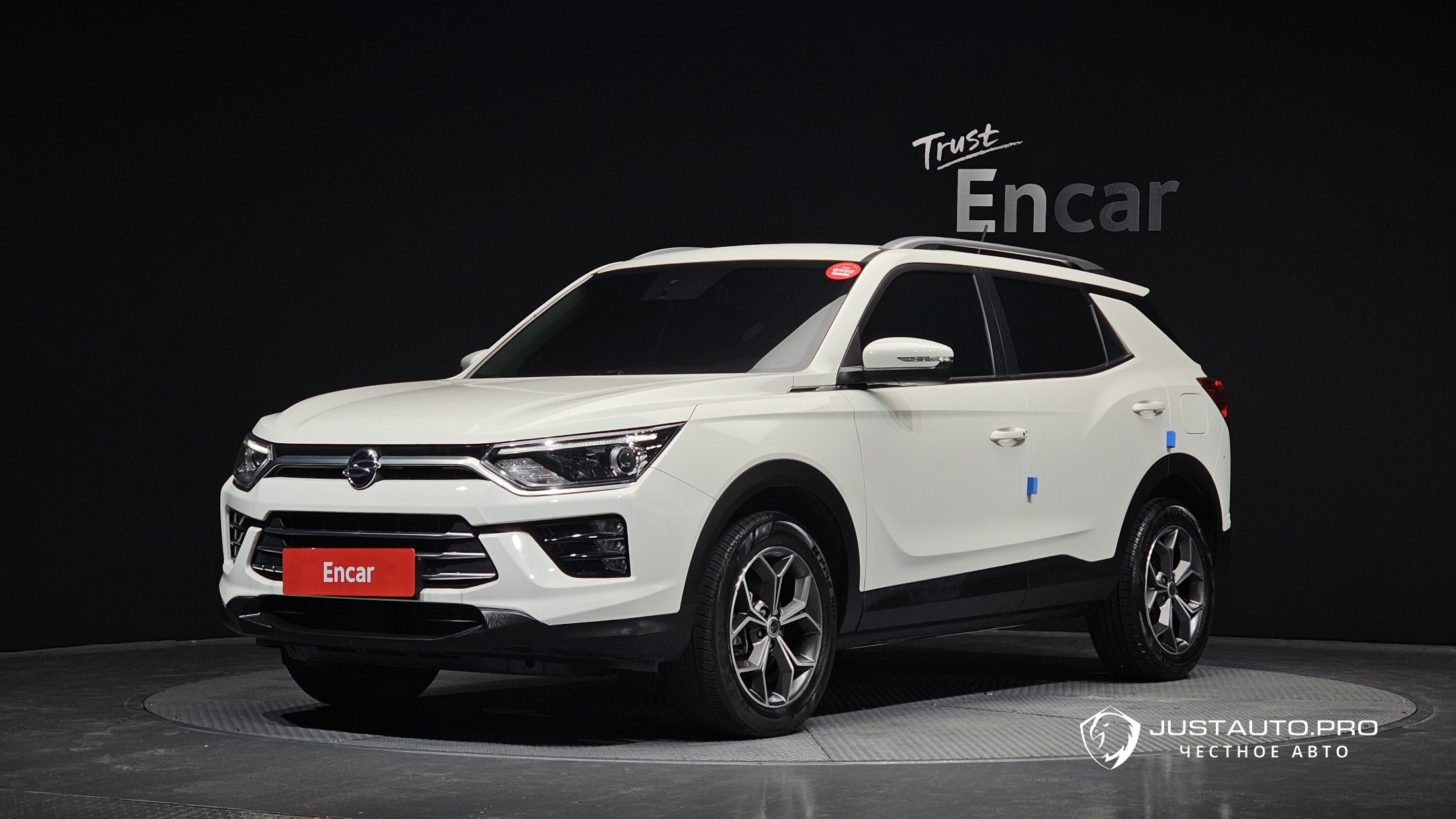 Автомобиль KG_Mobility_Ssangyong KORANDO