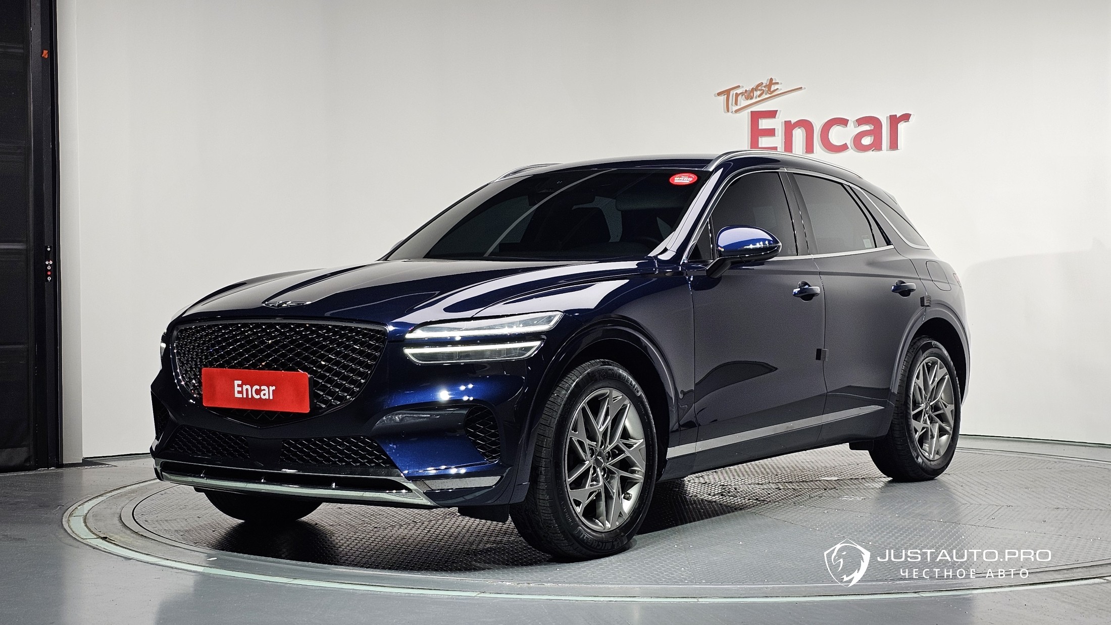 Автомобиль Genesis GV70