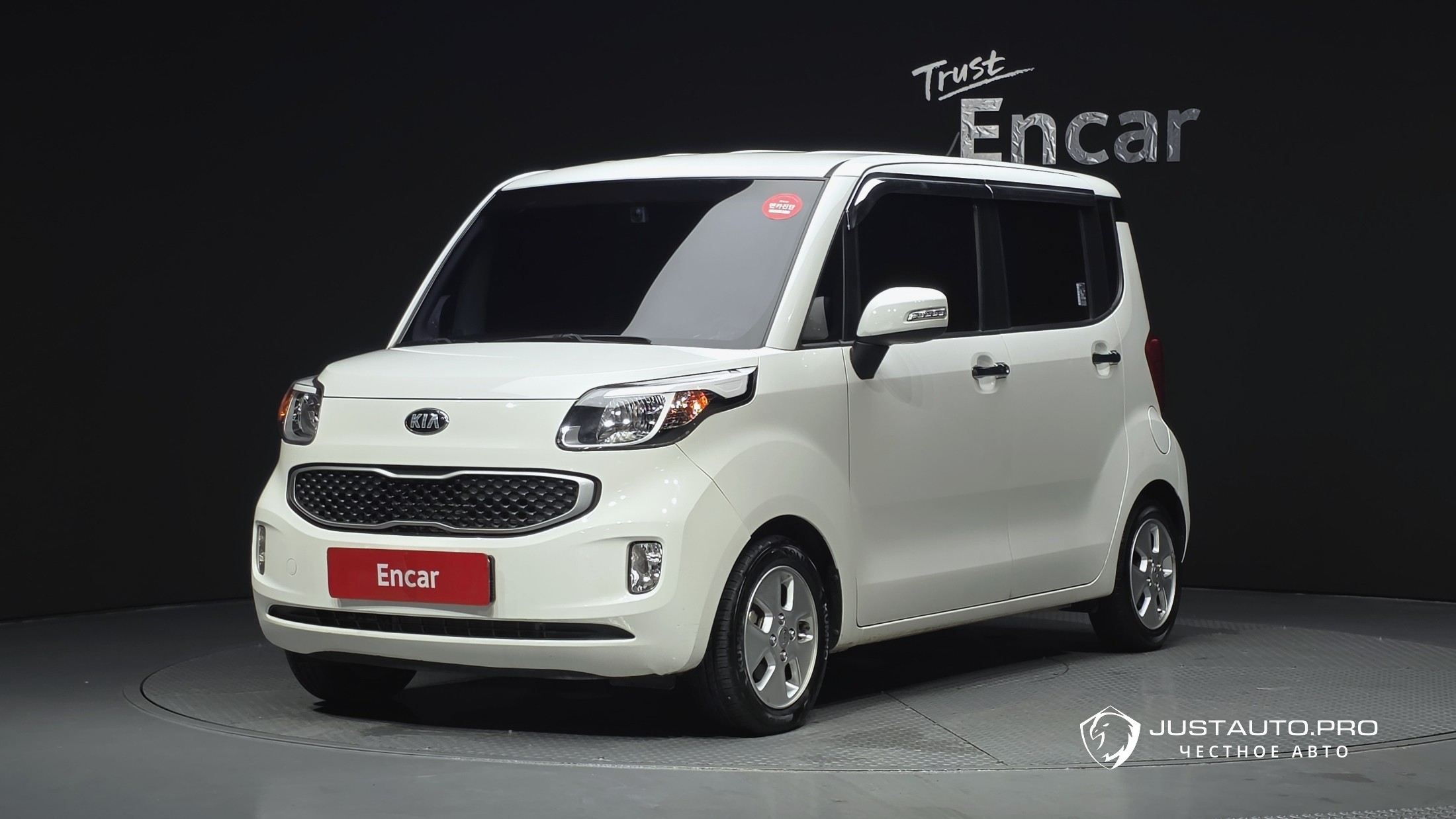Автомобиль Kia RAY