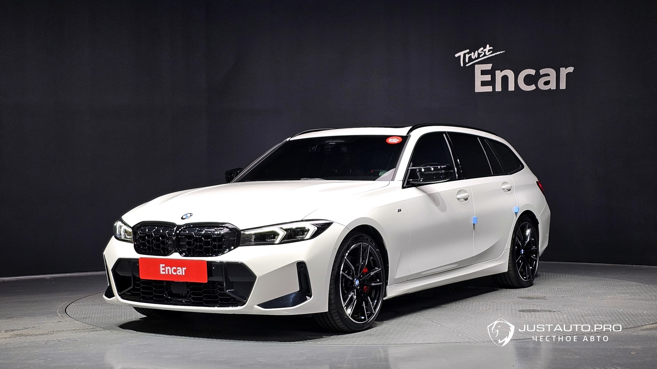 Автомобиль BMW 3-Series