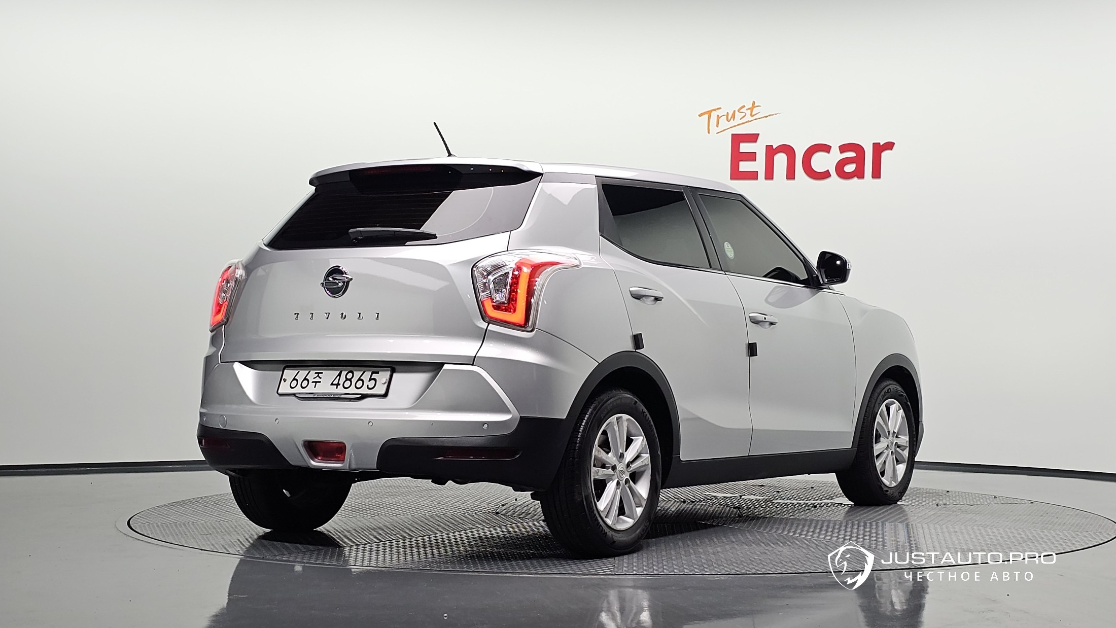 Автомобиль KG_Mobility_Ssangyong TIBOLI