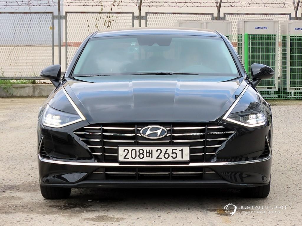 Автомобиль Hyundai Sonata