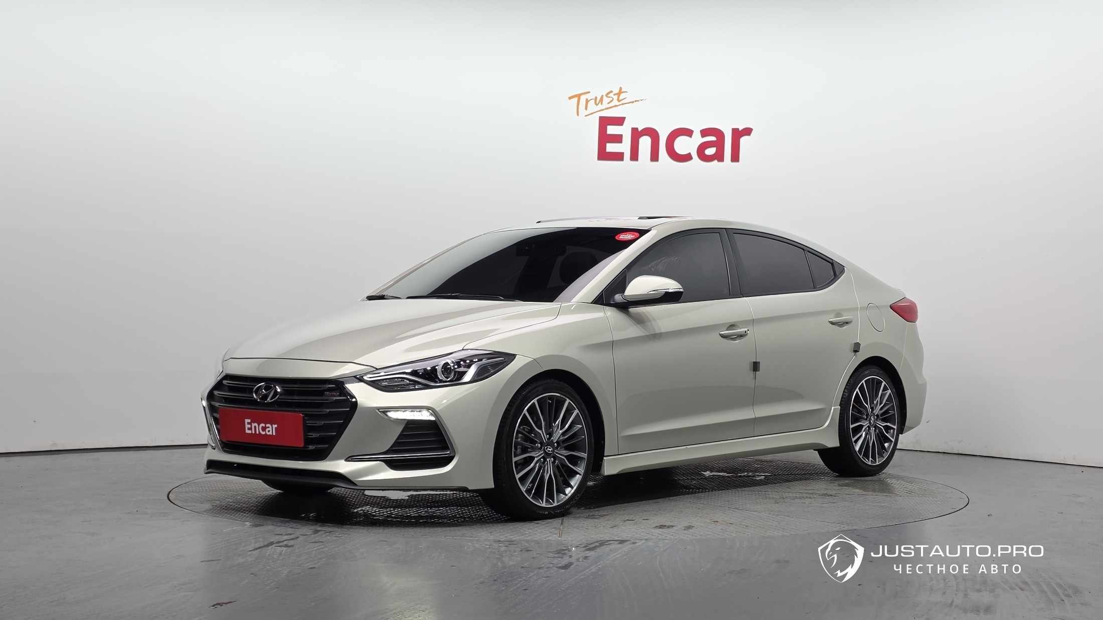 Автомобиль Hyundai AVANTE