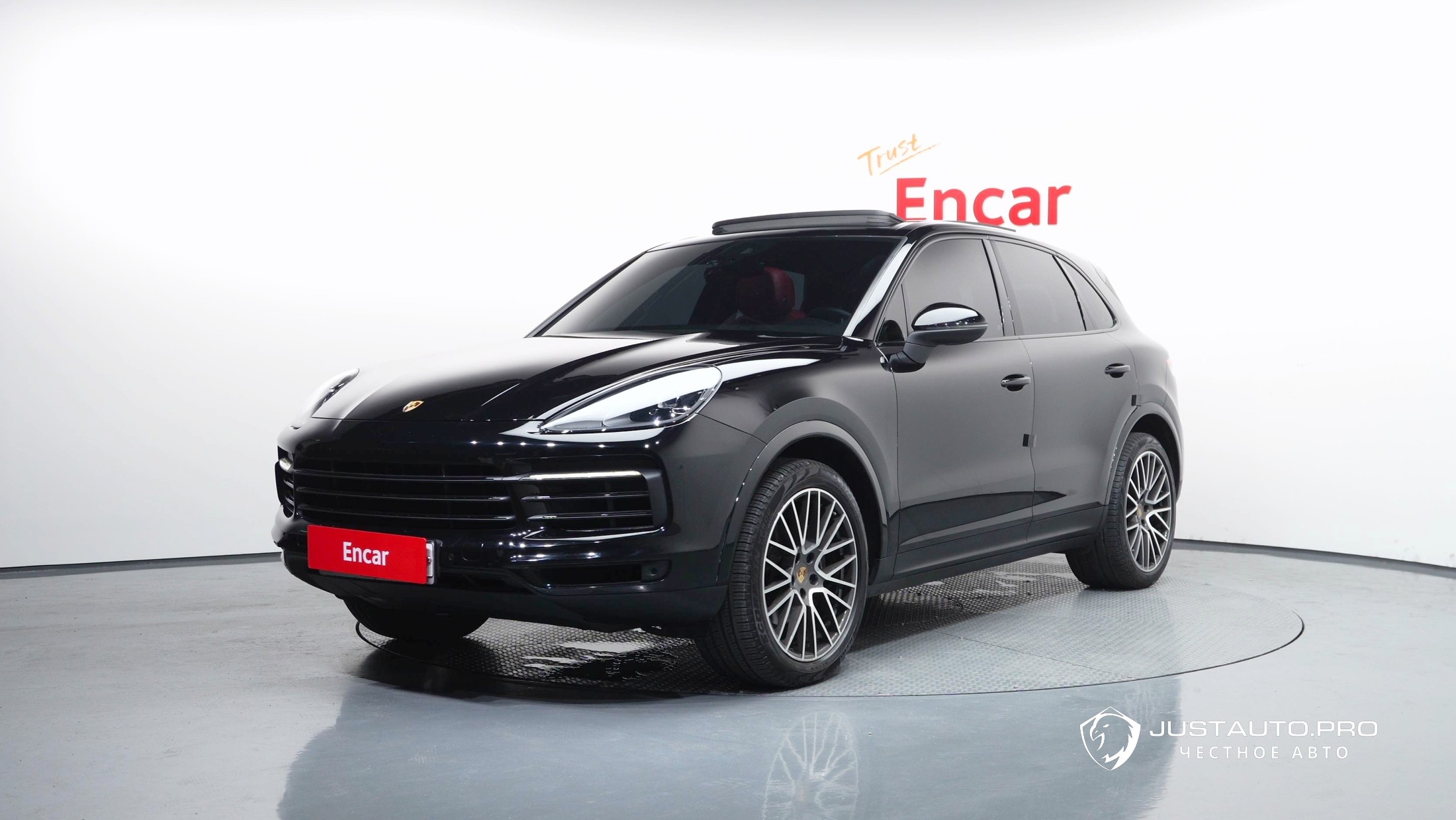 Автомобиль Porsche Cayenne