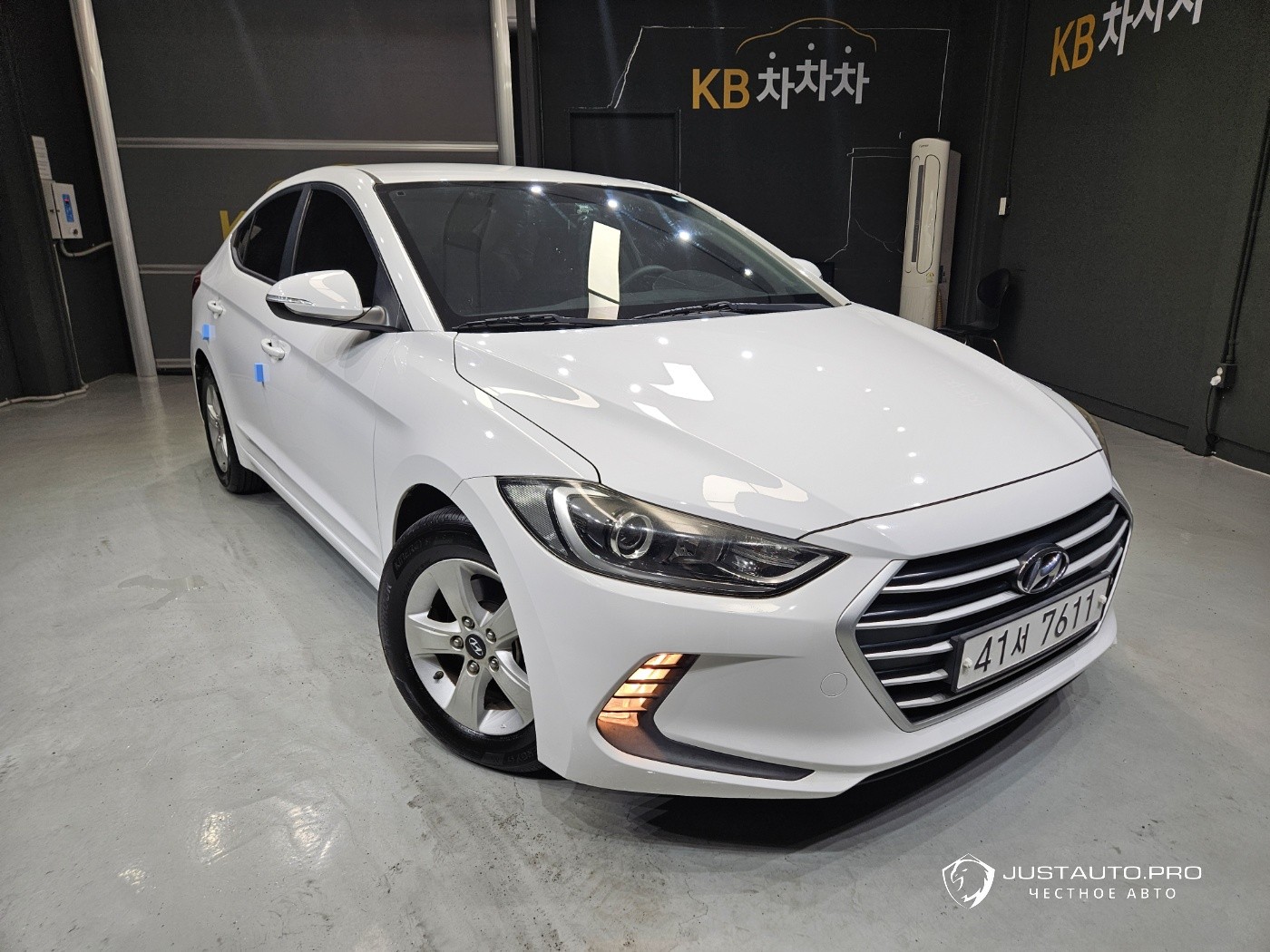 Автомобиль Hyundai AVANTE