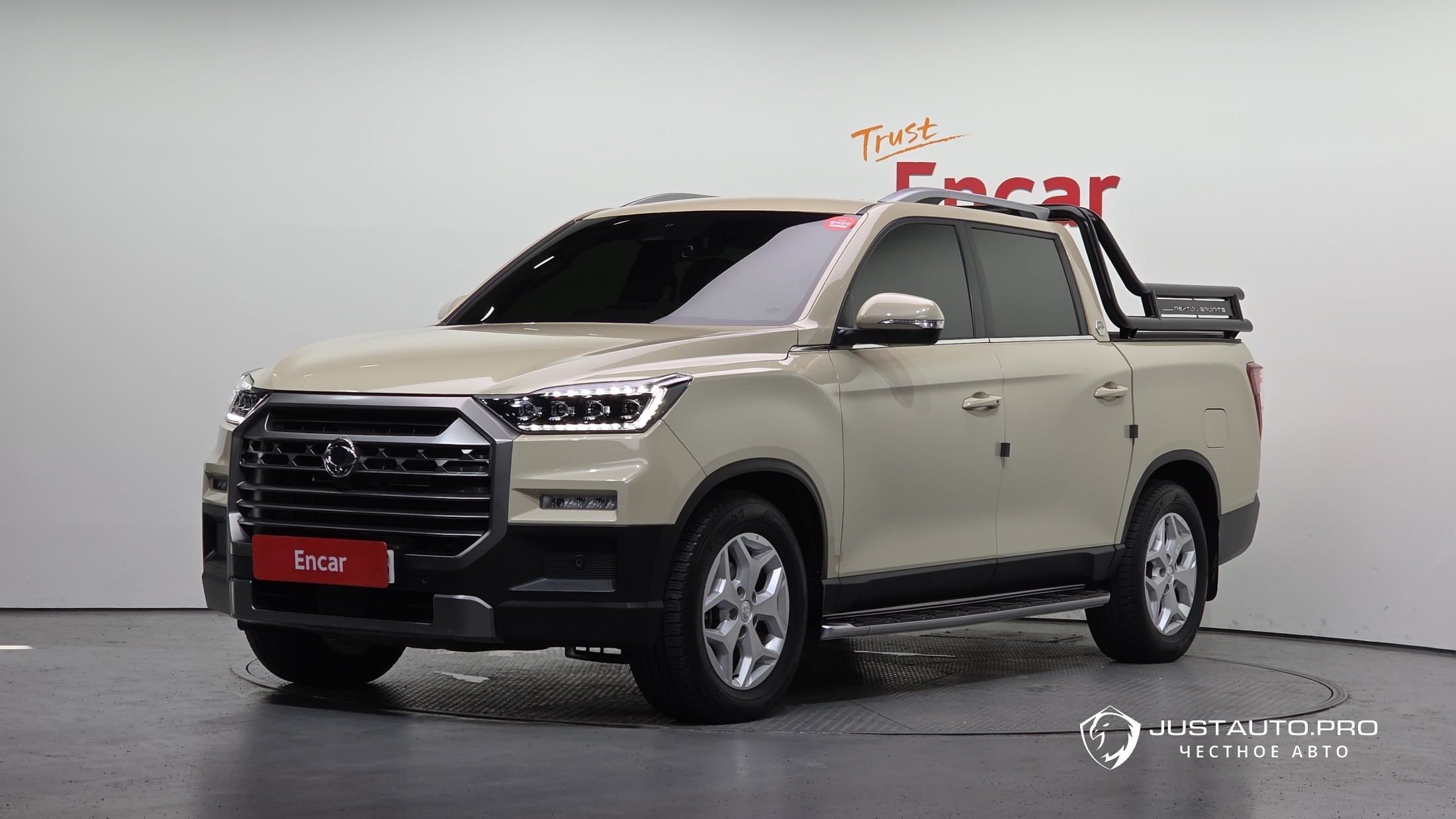 Автомобиль KG_Mobility_Ssangyong Rexton