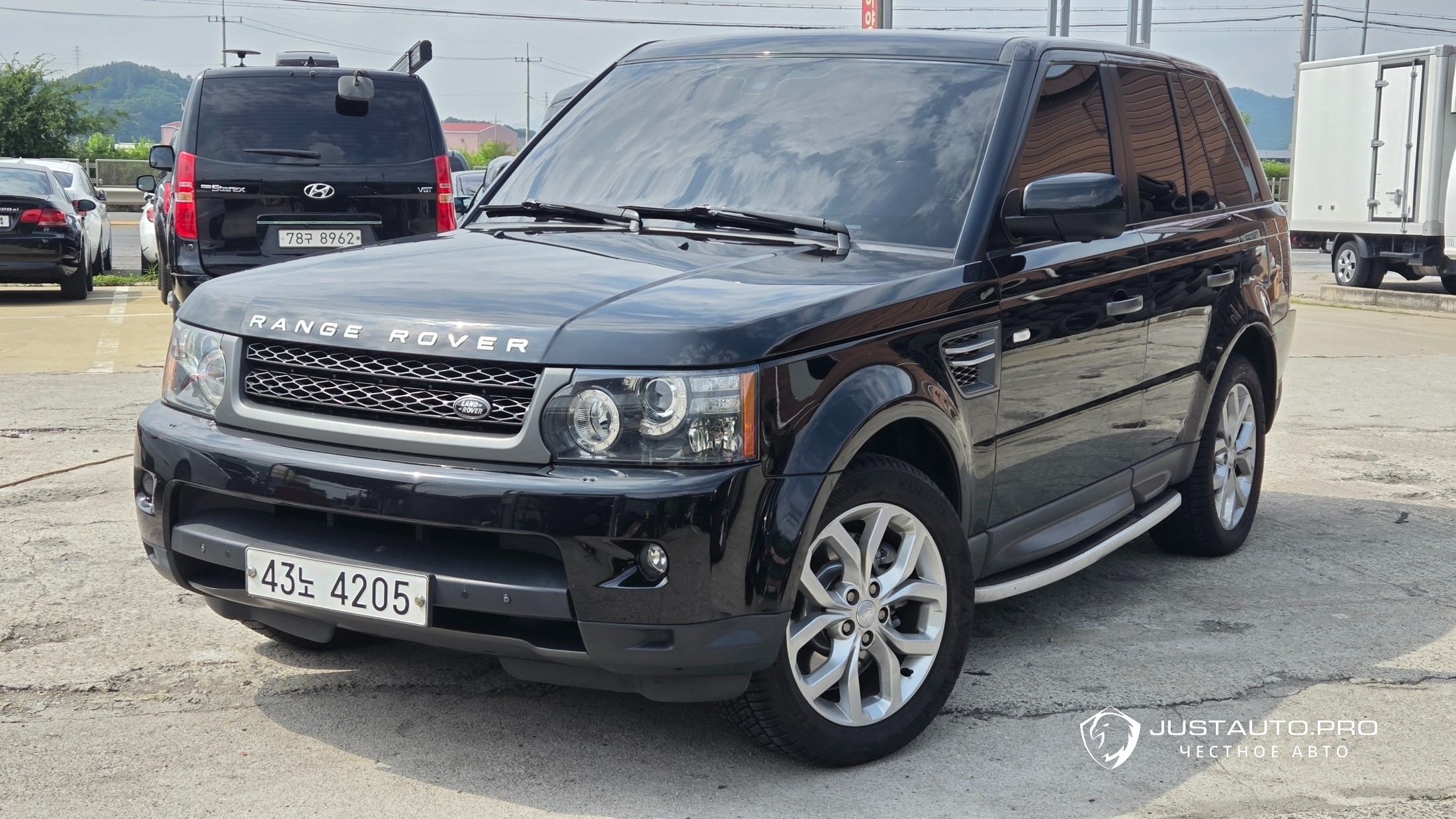 Автомобиль Land Rover Range Rover Sport