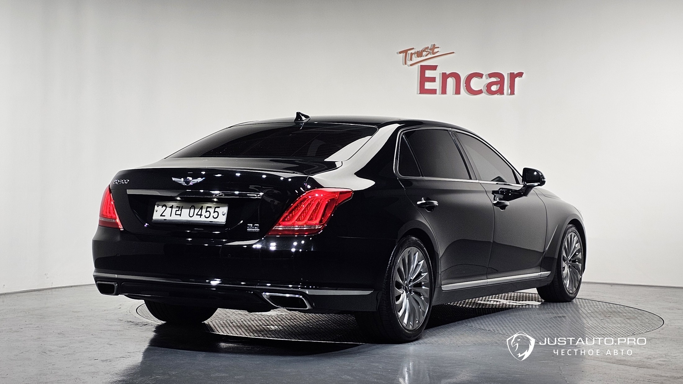 Автомобиль Genesis EQ900
