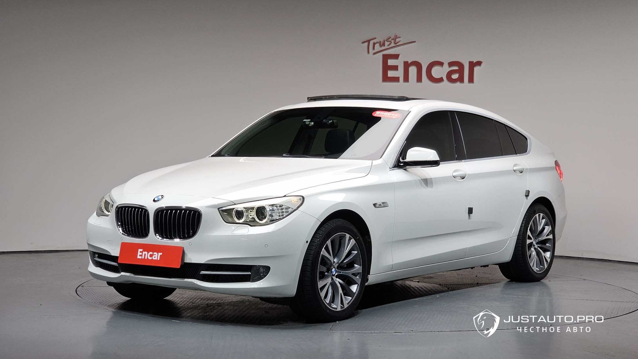 Автомобиль BMW Gran Turismo