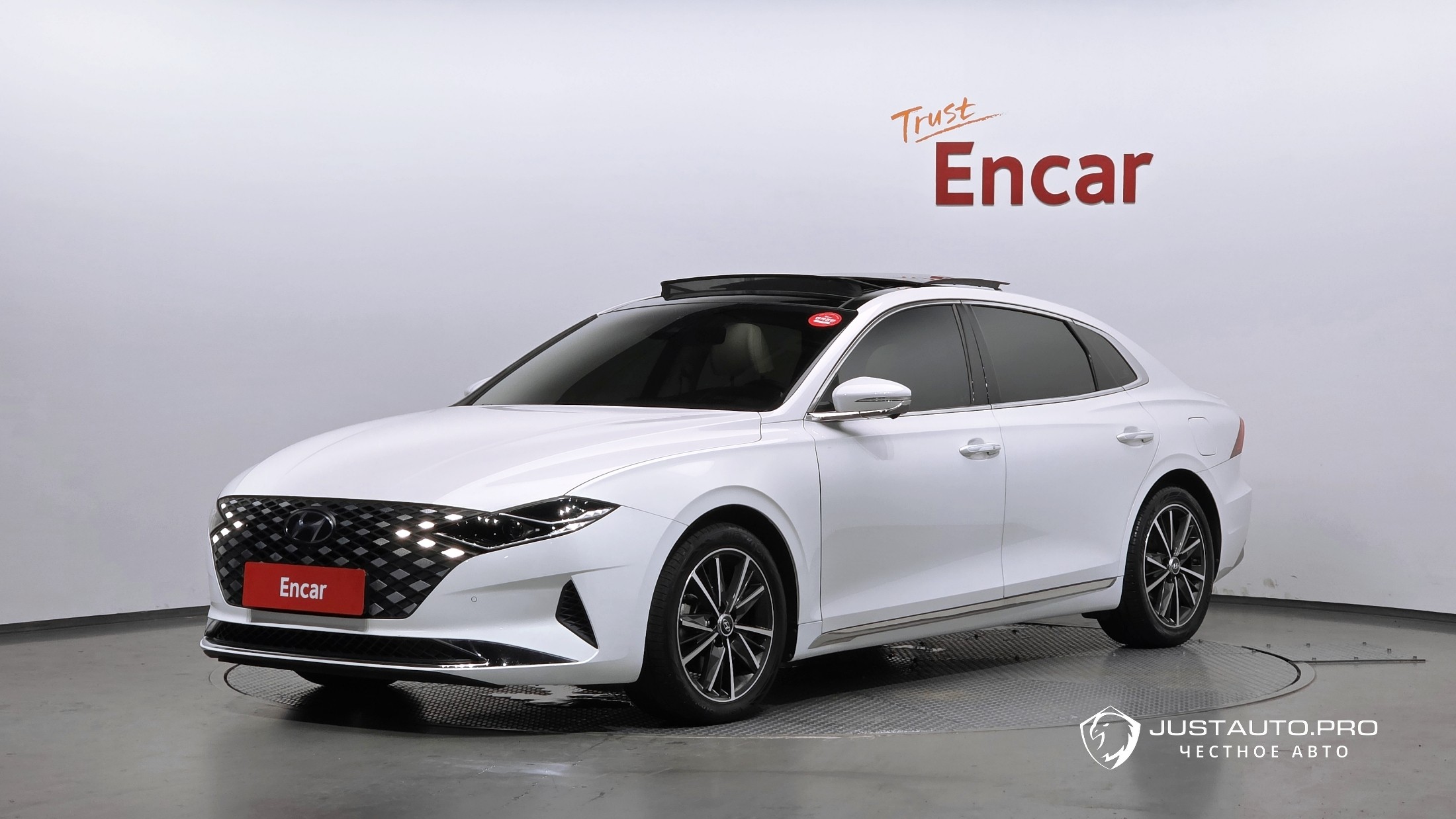 Автомобиль Hyundai Grandeur
