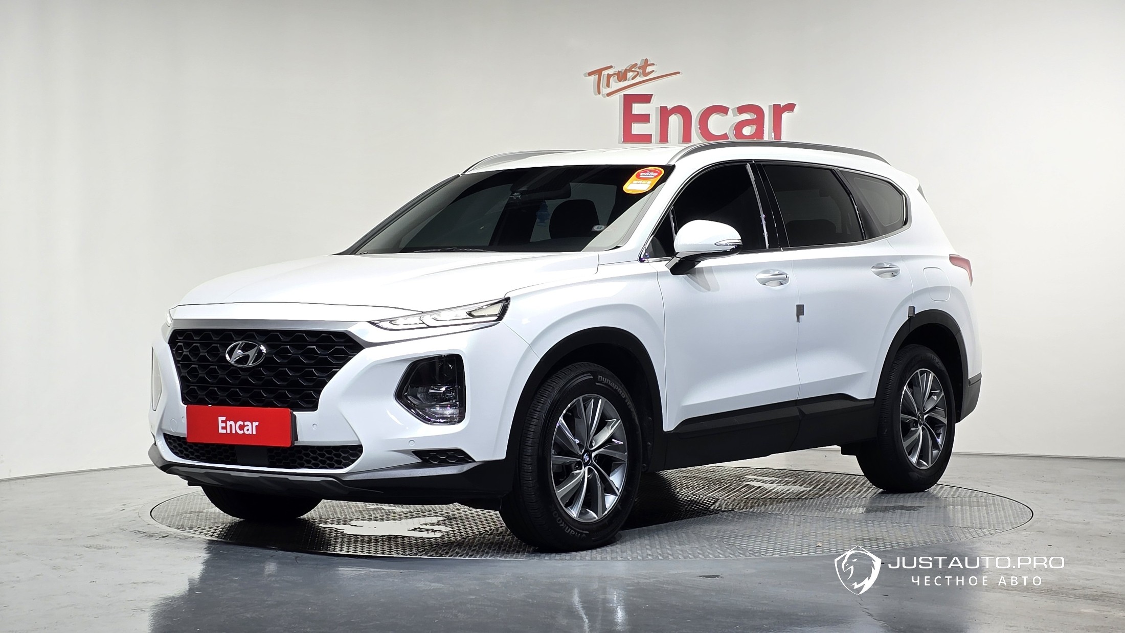 Автомобиль Hyundai Santafe