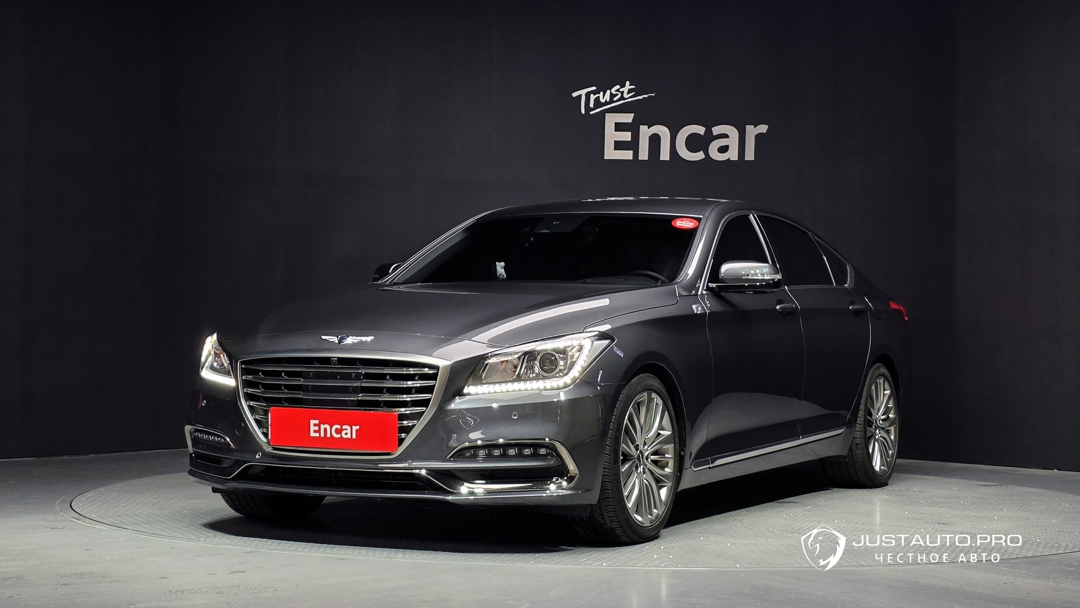 Автомобиль Genesis G80