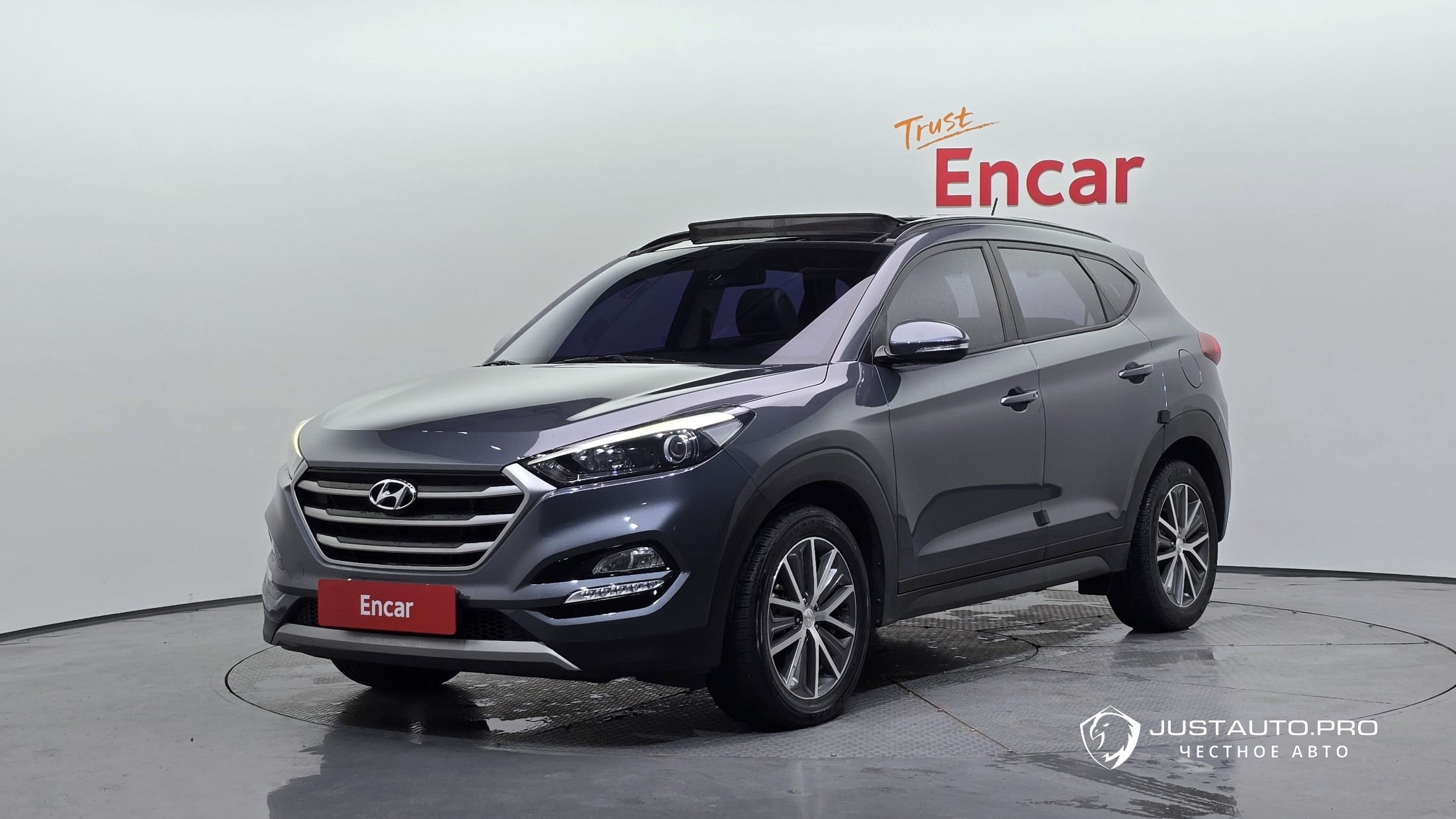 Автомобиль Hyundai Tucson