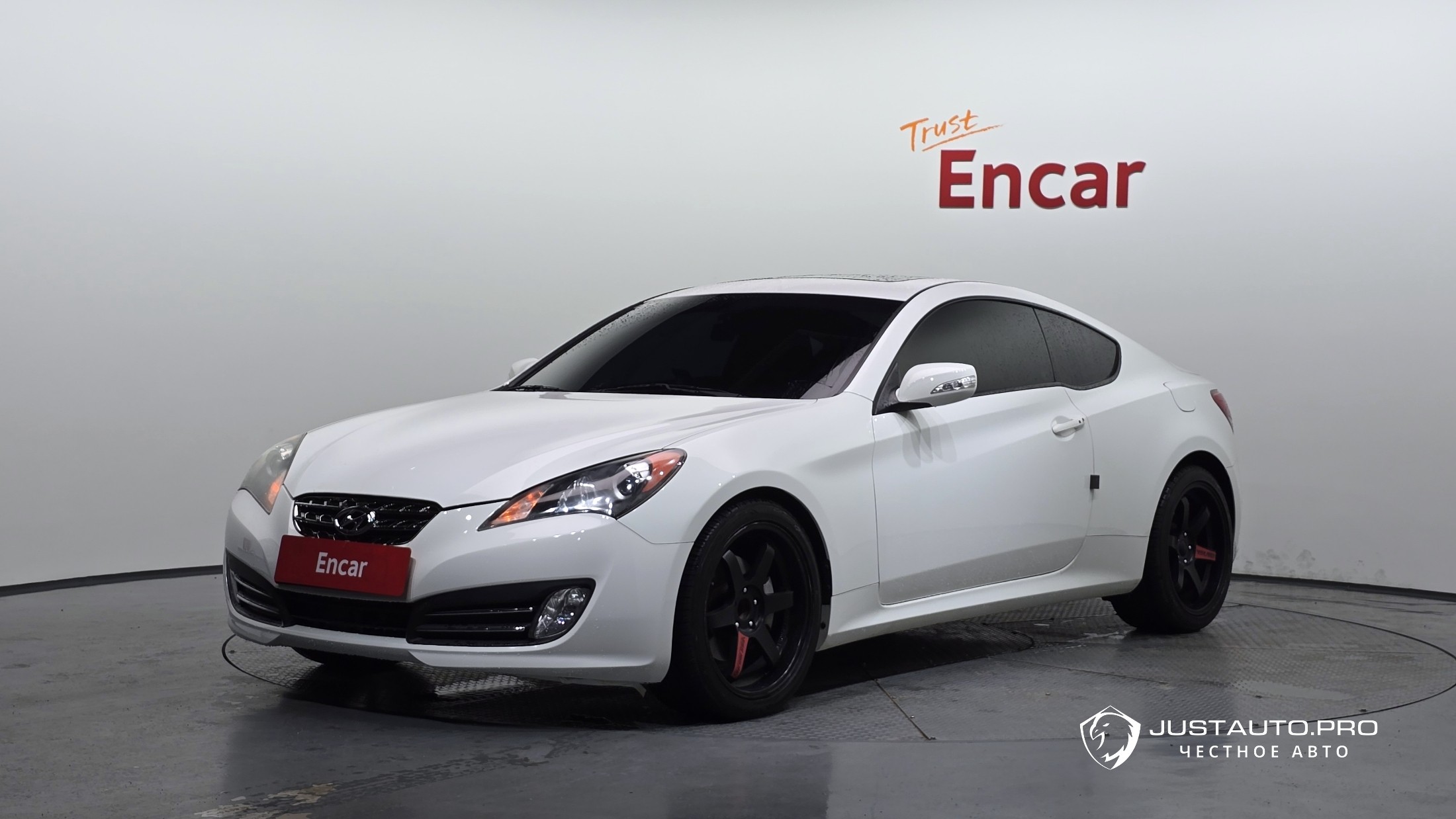 Автомобиль Hyundai Genesis
