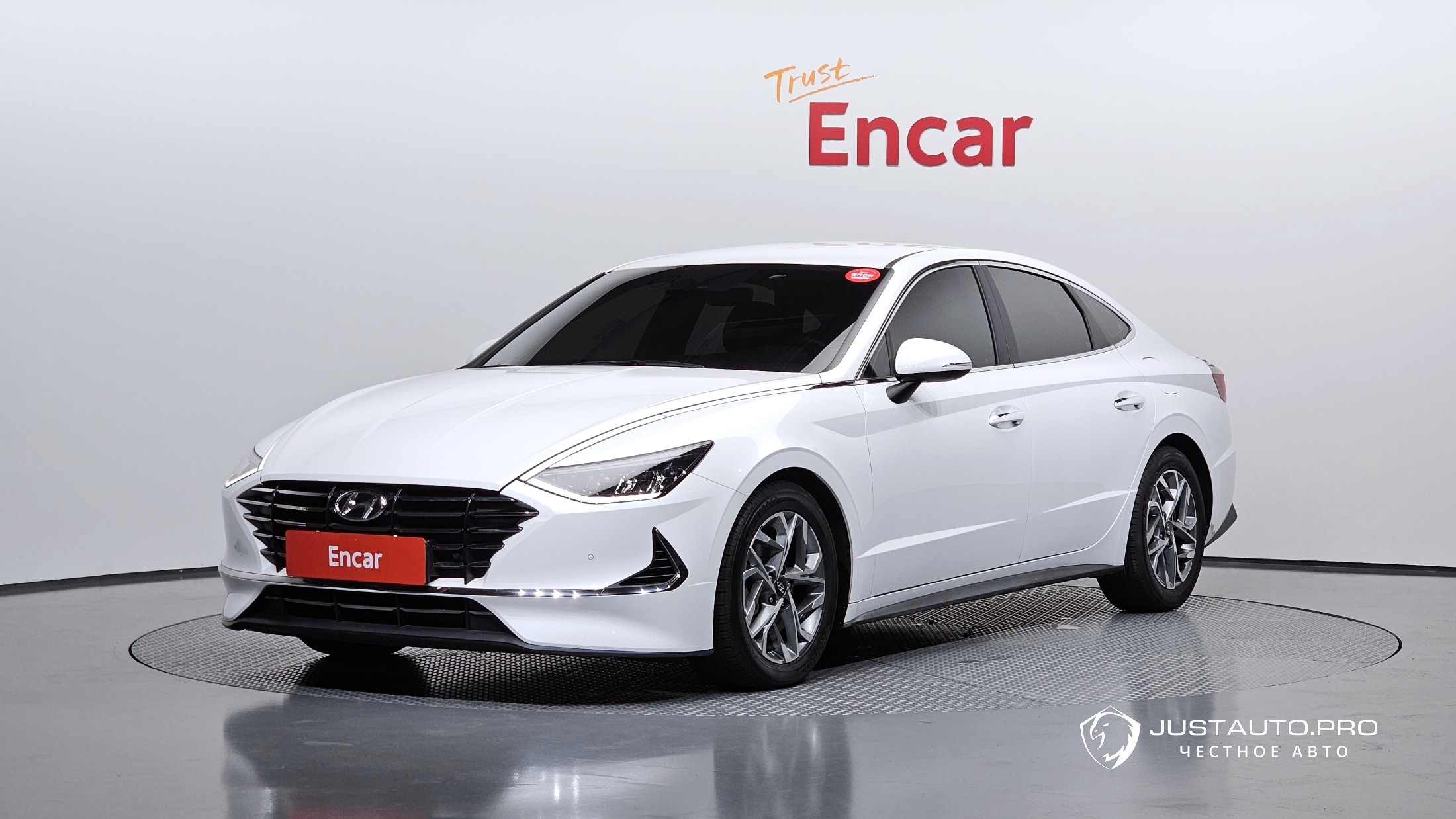 Автомобиль Hyundai Sonata
