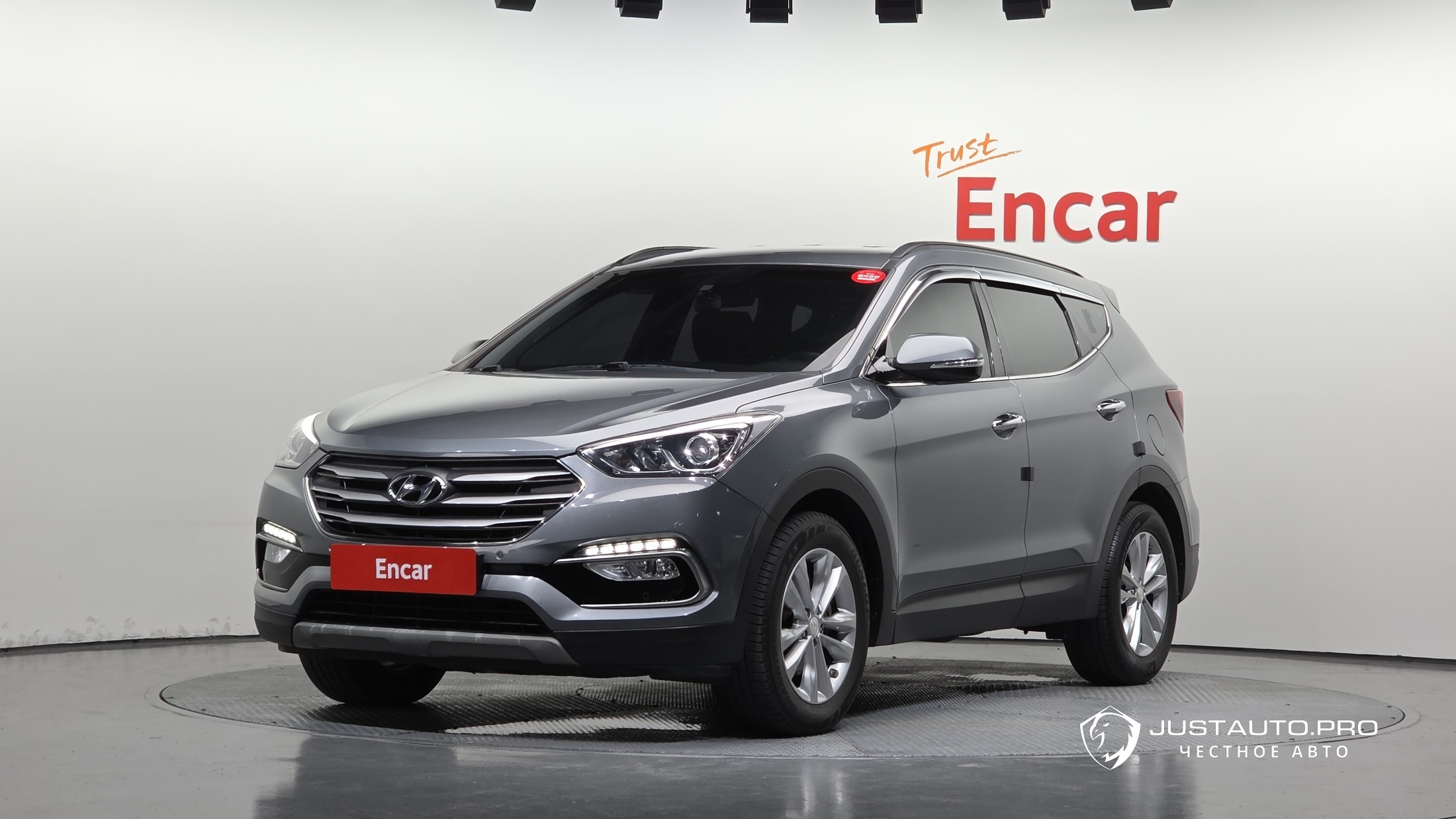 Автомобиль Hyundai Santafe