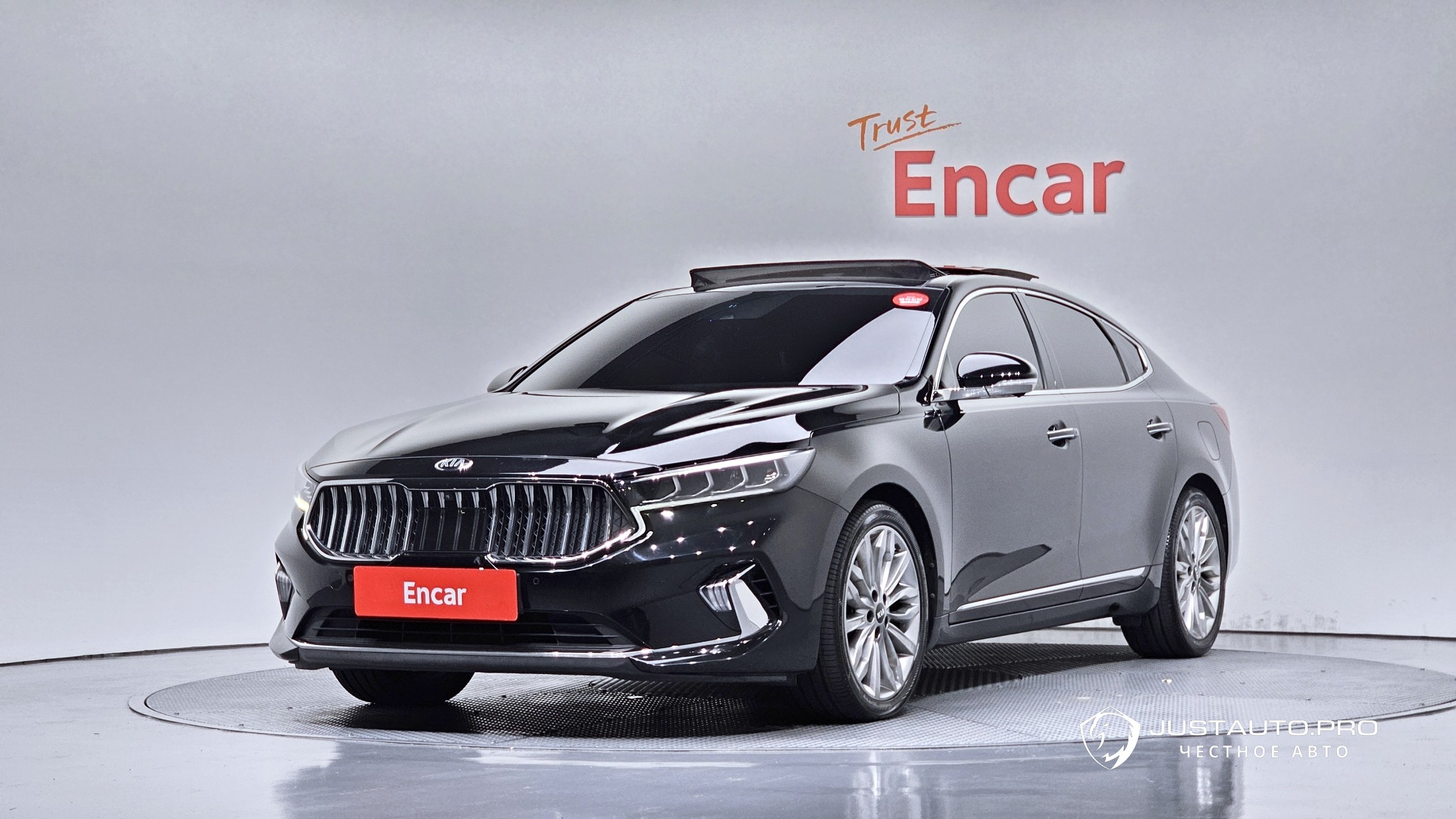 Автомобиль Kia K7