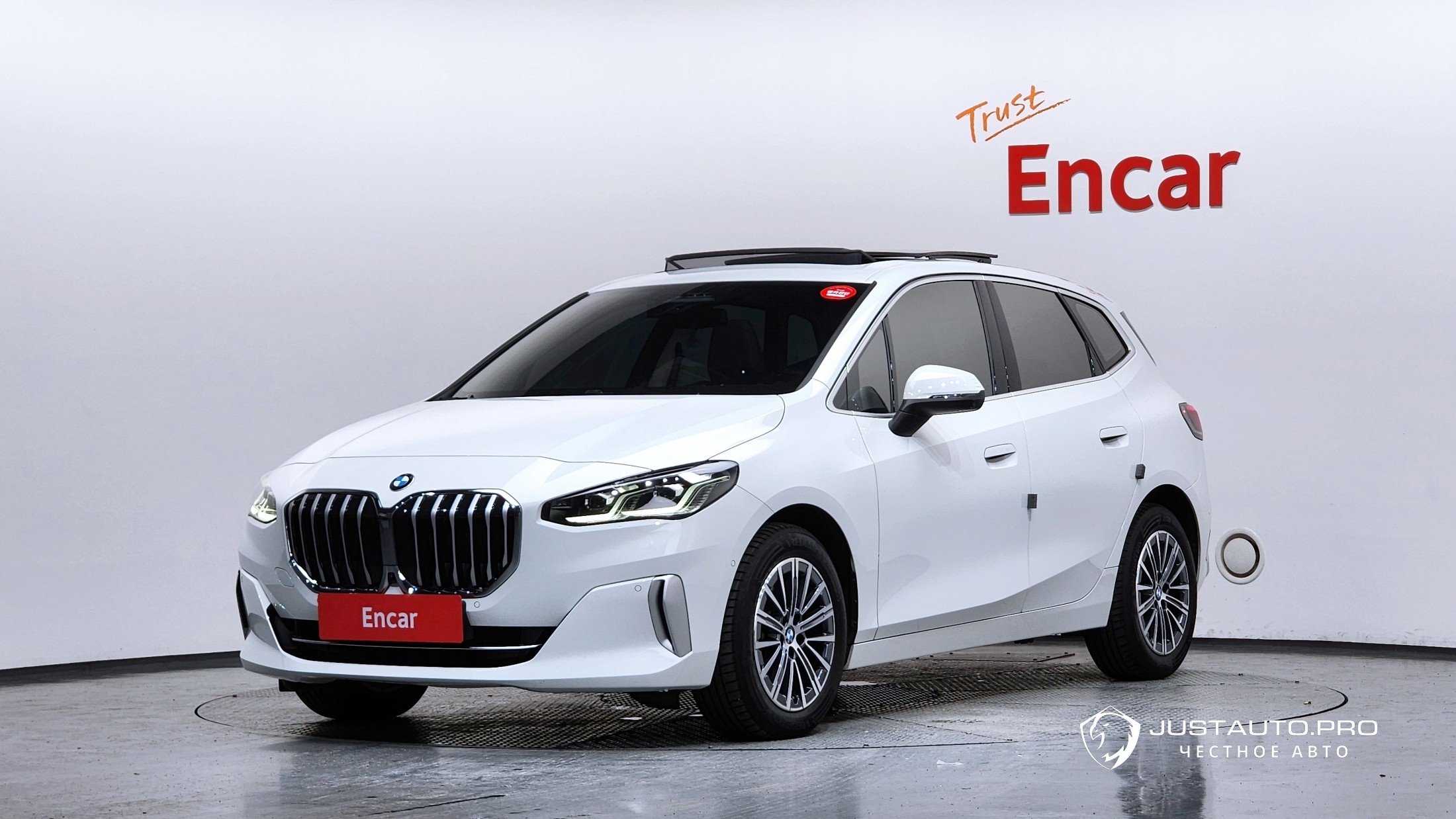 Автомобиль BMW 2-Series