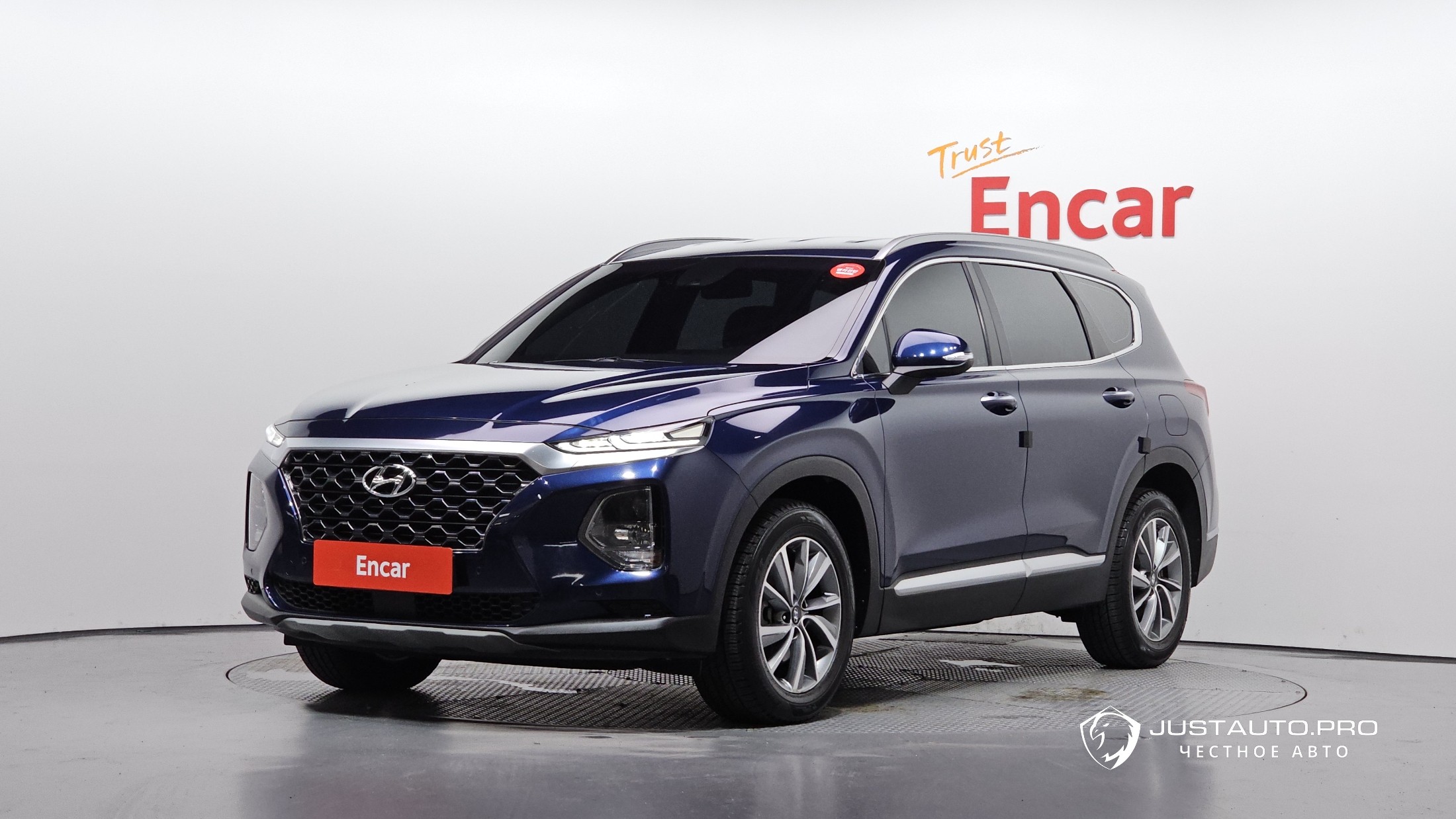 Автомобиль Hyundai Santafe