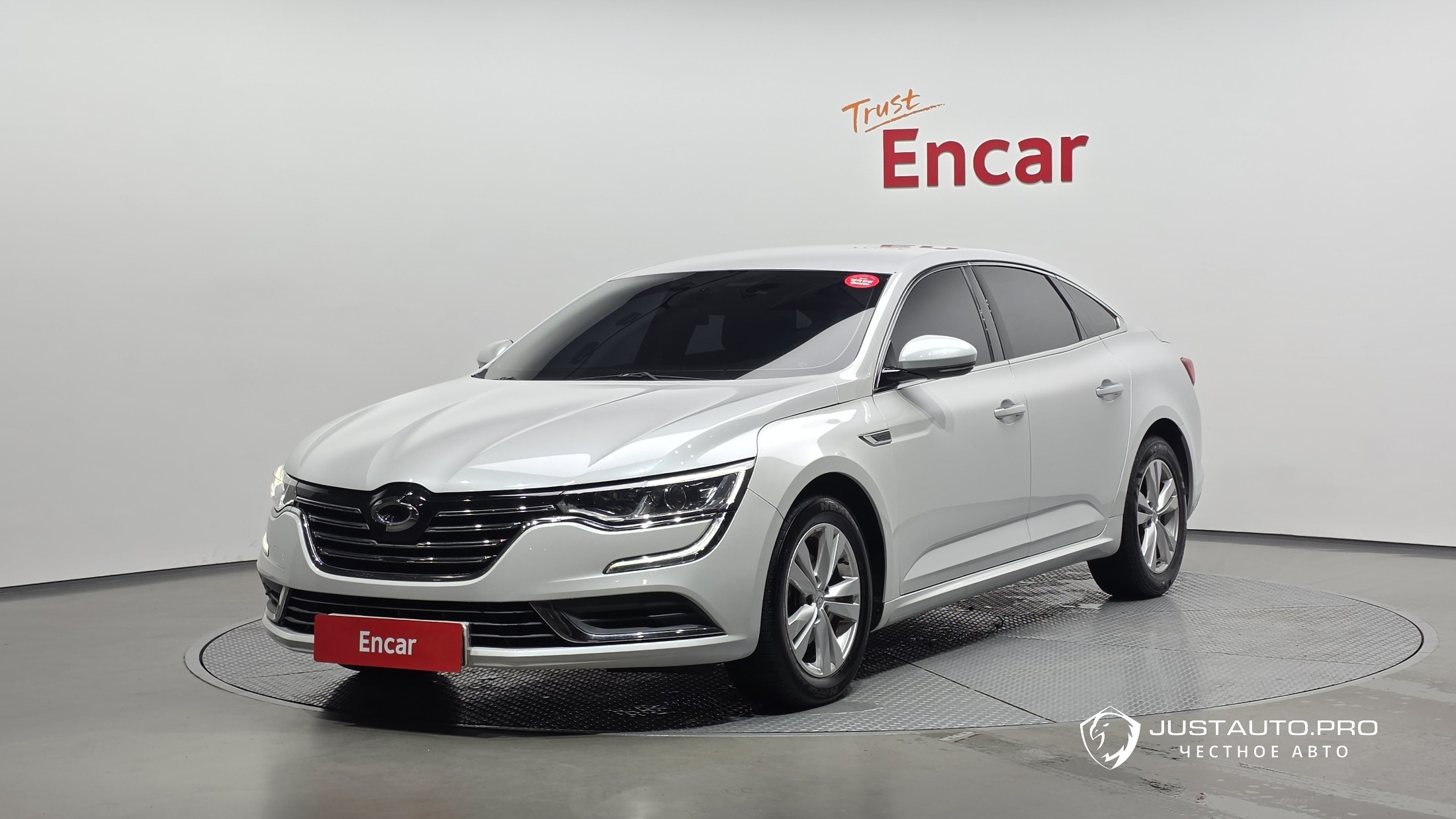 Автомобиль Renault-KoreaSamsung SM6