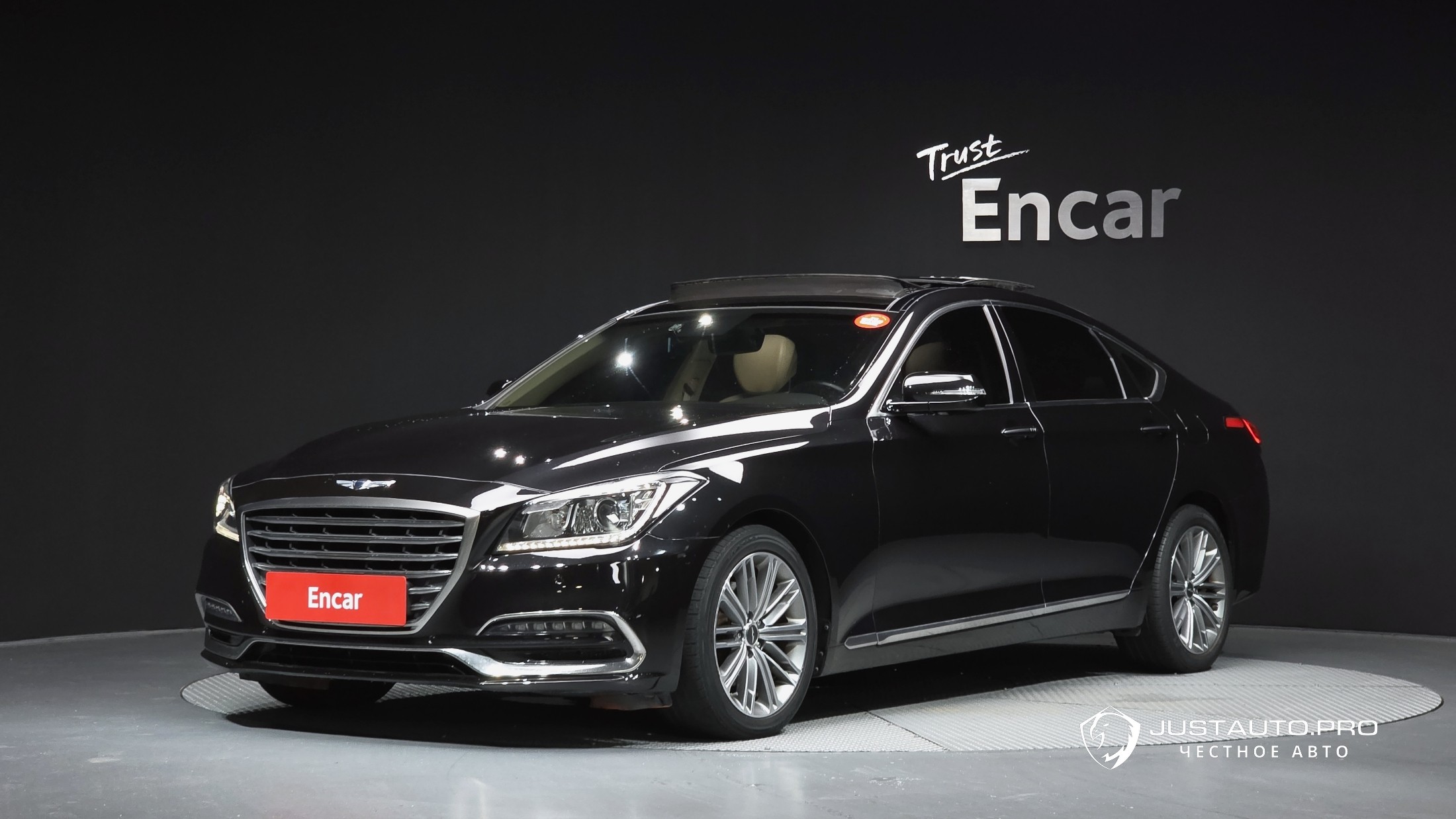 Автомобиль Genesis G80