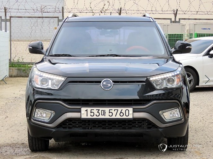 Автомобиль KG_Mobility_Ssangyong TIBOLI
