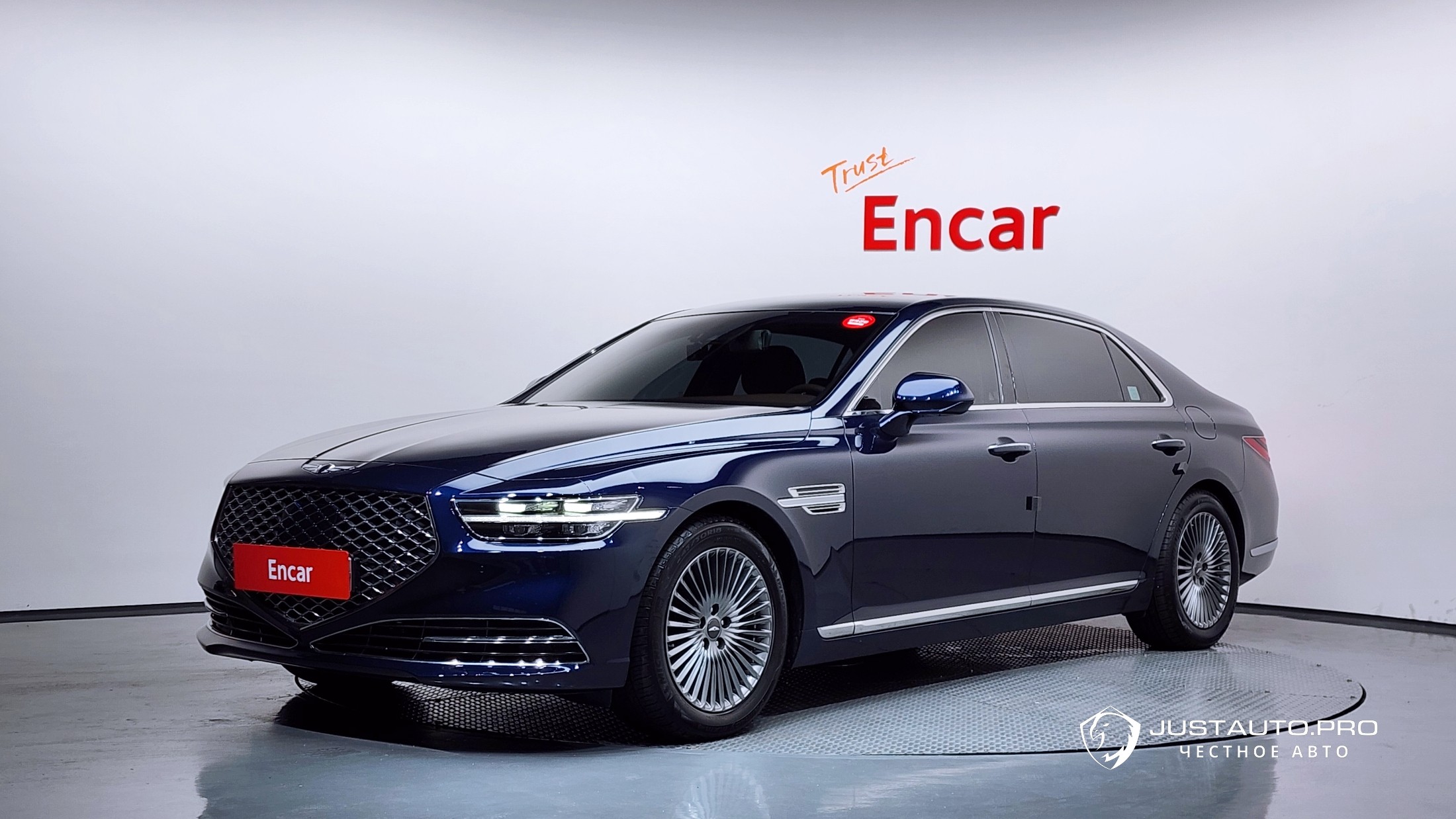 Автомобиль Genesis G90