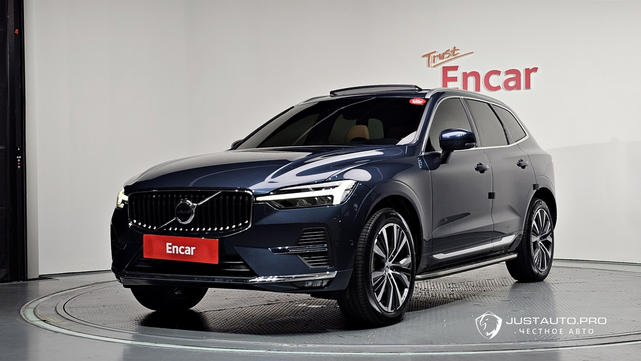 Автомобиль Volvo XC60
