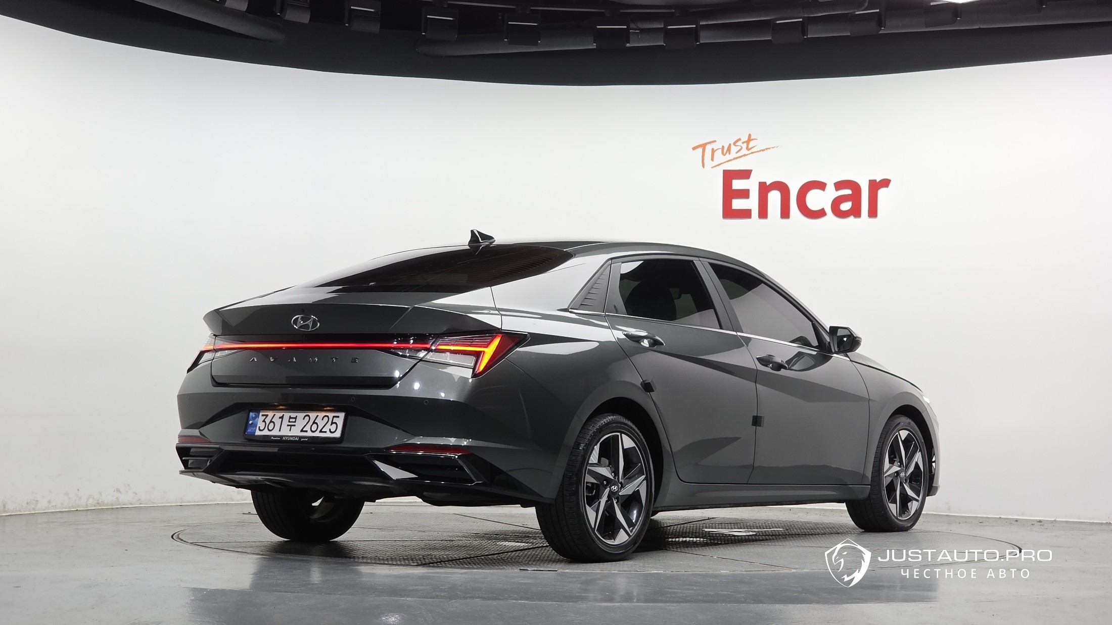 Автомобиль Hyundai AVANTE